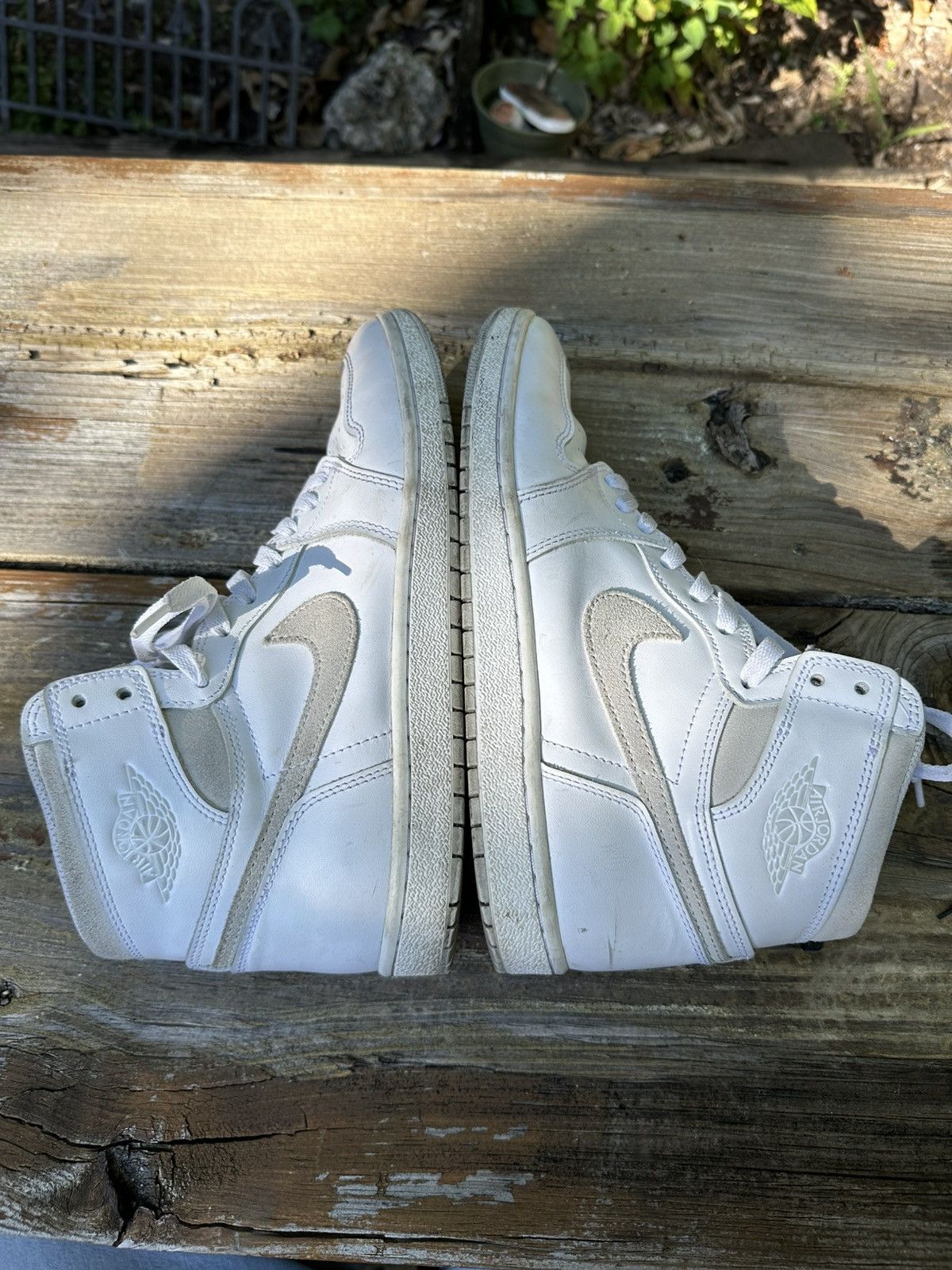 Jordan Brand × Nike Jordan 1 Neutral Grey OG Size US 9.5 / EU 42-43 - 13 Thumbnail