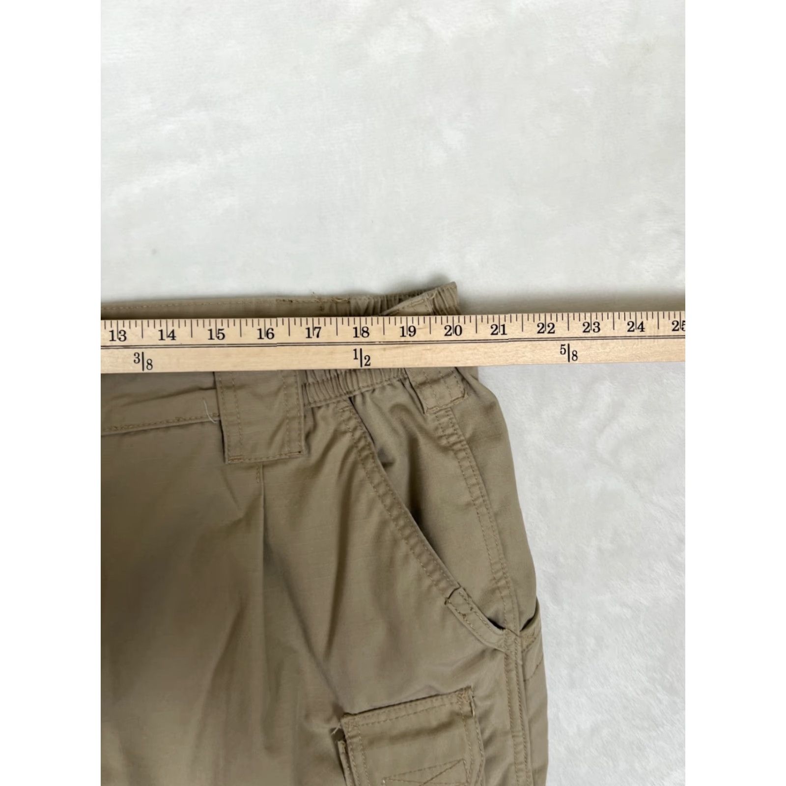 Vintage 5.11 Tactical Cargo Pants Regular 44x32 Beige Tan Cotton Cotton Cargo Pocket 5.11 Taclite Pro Mens Pants USA Army Size US 44 / EU 60 - 6 Thumbnail