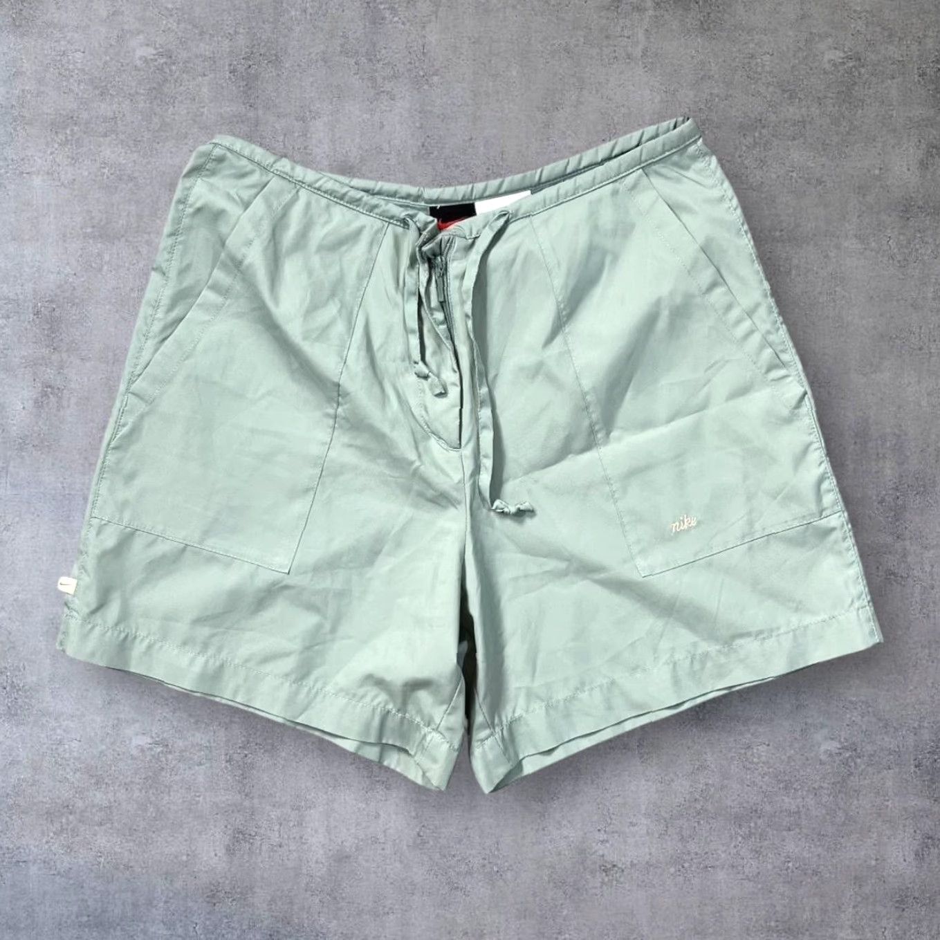 Nike VINTAGE Nike Embroidered Mini Logo Shorts Bermuda Women S Pale Grey Blue 90s Logo Embroidered Gym & Training Mens Womens Boys Girls Size 28" / US 6 / IT 42 - 2 Thumbnail