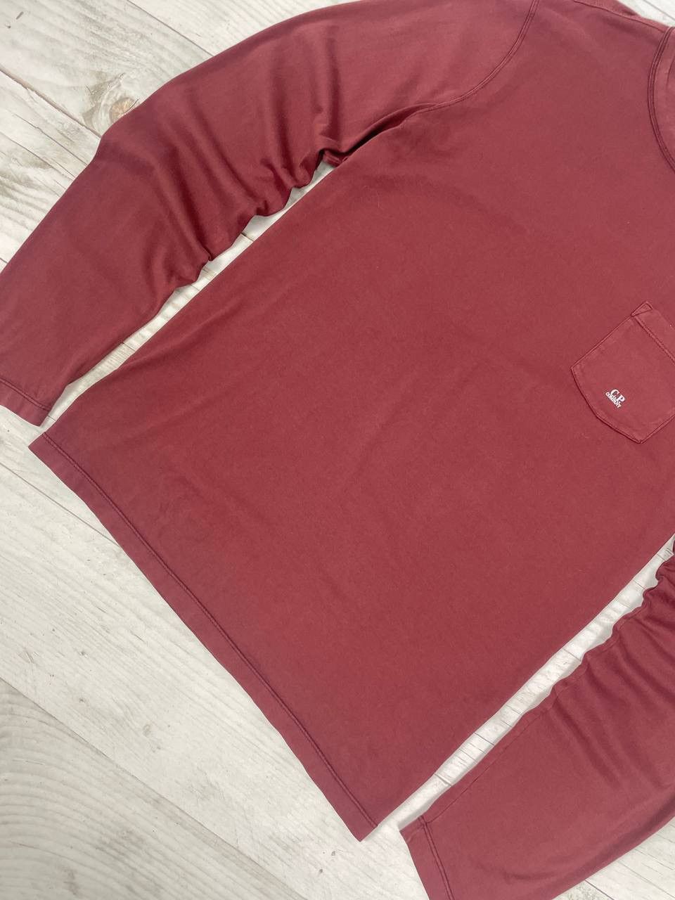 C.P. Company C.P. COMPANY LONG SLEEVE POCKET TEE LOGO SIZE M Size US M / EU 48-50 / 2 - 5 Thumbnail