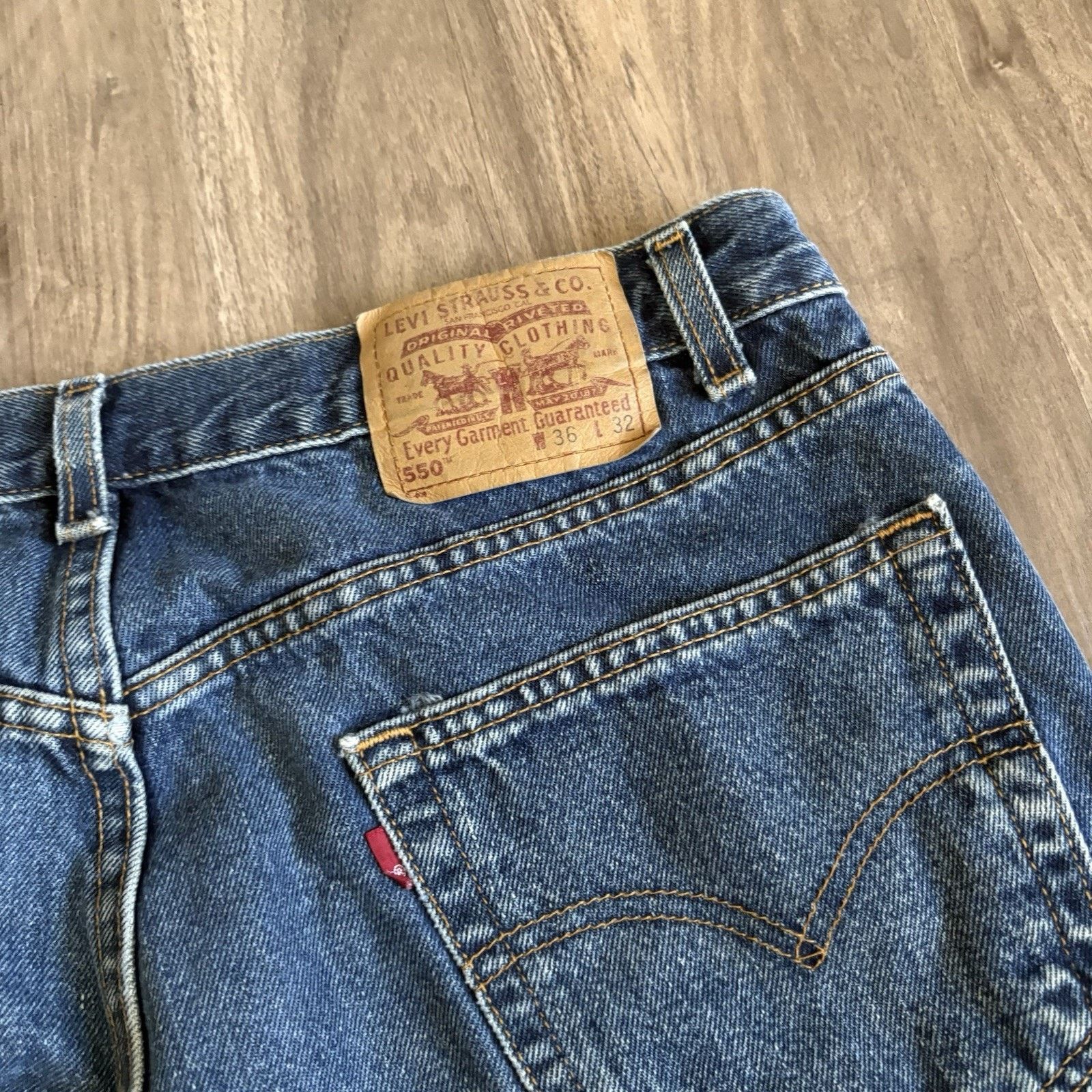 Levi's × Vintage Vintage Levis 550 Jeans 34x31 Dark Wash Red Tab Denim Size US 34 / EU 50 - 9 Thumbnail