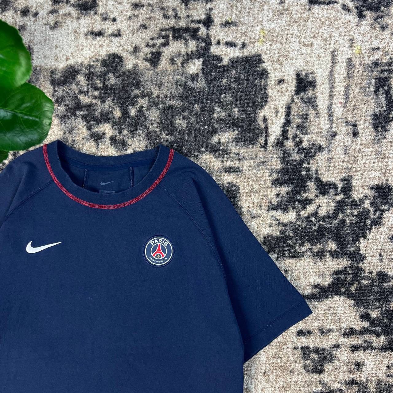 Nike Nike x PSG Vintage Soccer T-Shirt Blokecore Style 1TS19 Size US L / EU 52-54 / 3 - 2 Thumbnail