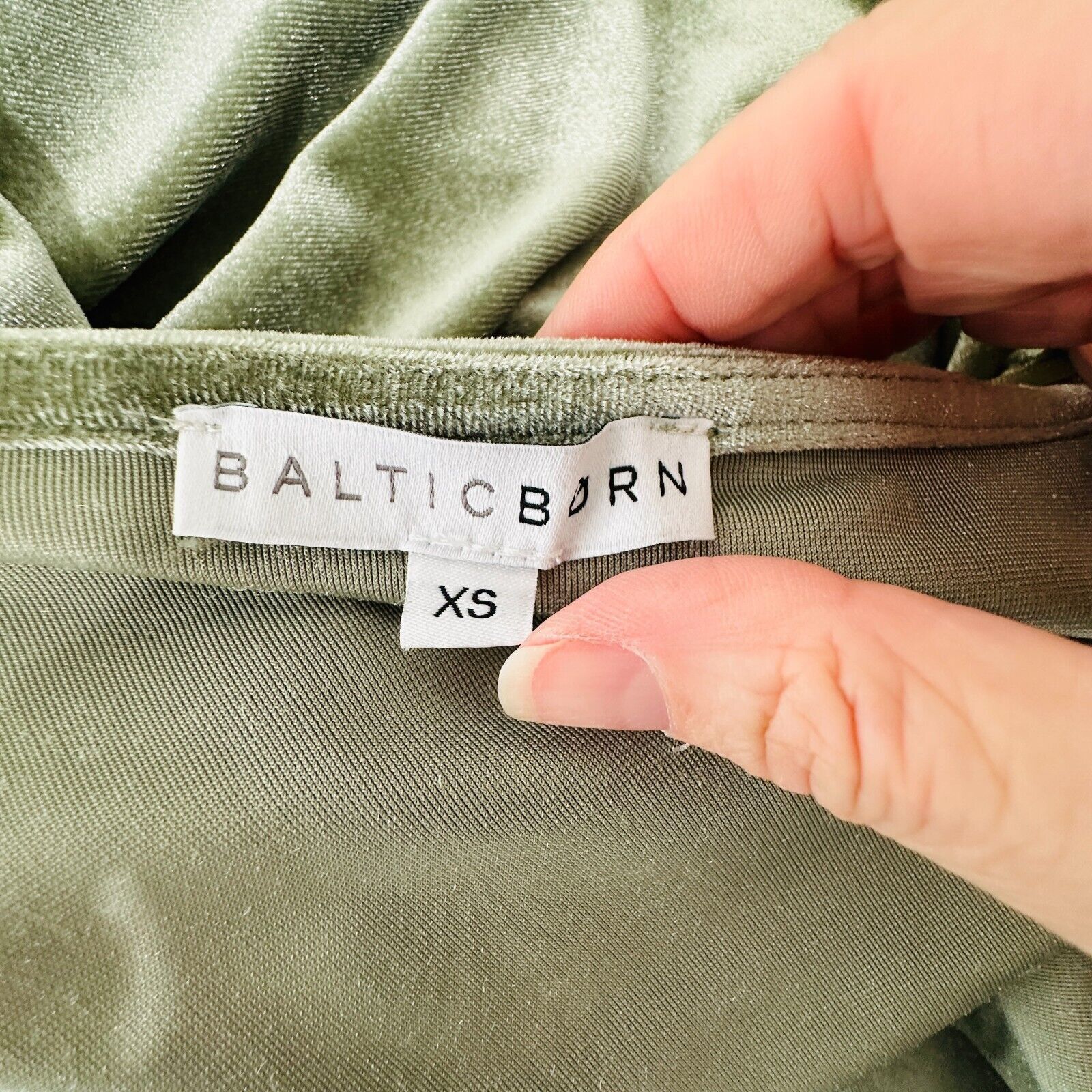 Other Baltic Born Sage Green Velour Flutter Sleeve Maxi Wrap Dress Size XS / US 0-2 / IT 36-38 - 10 Thumbnail