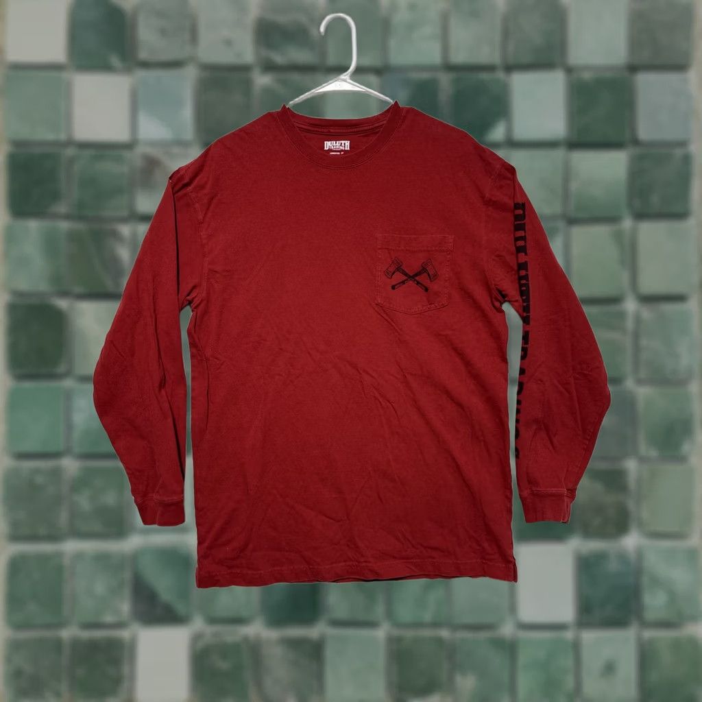 Duluth Trading Company Duluth Trading Longtail Long Sleeve Pocket Graphic Solid T-Shirt Red Men's M Size US M / EU 48-50 / 2 - 1 Thumbnail