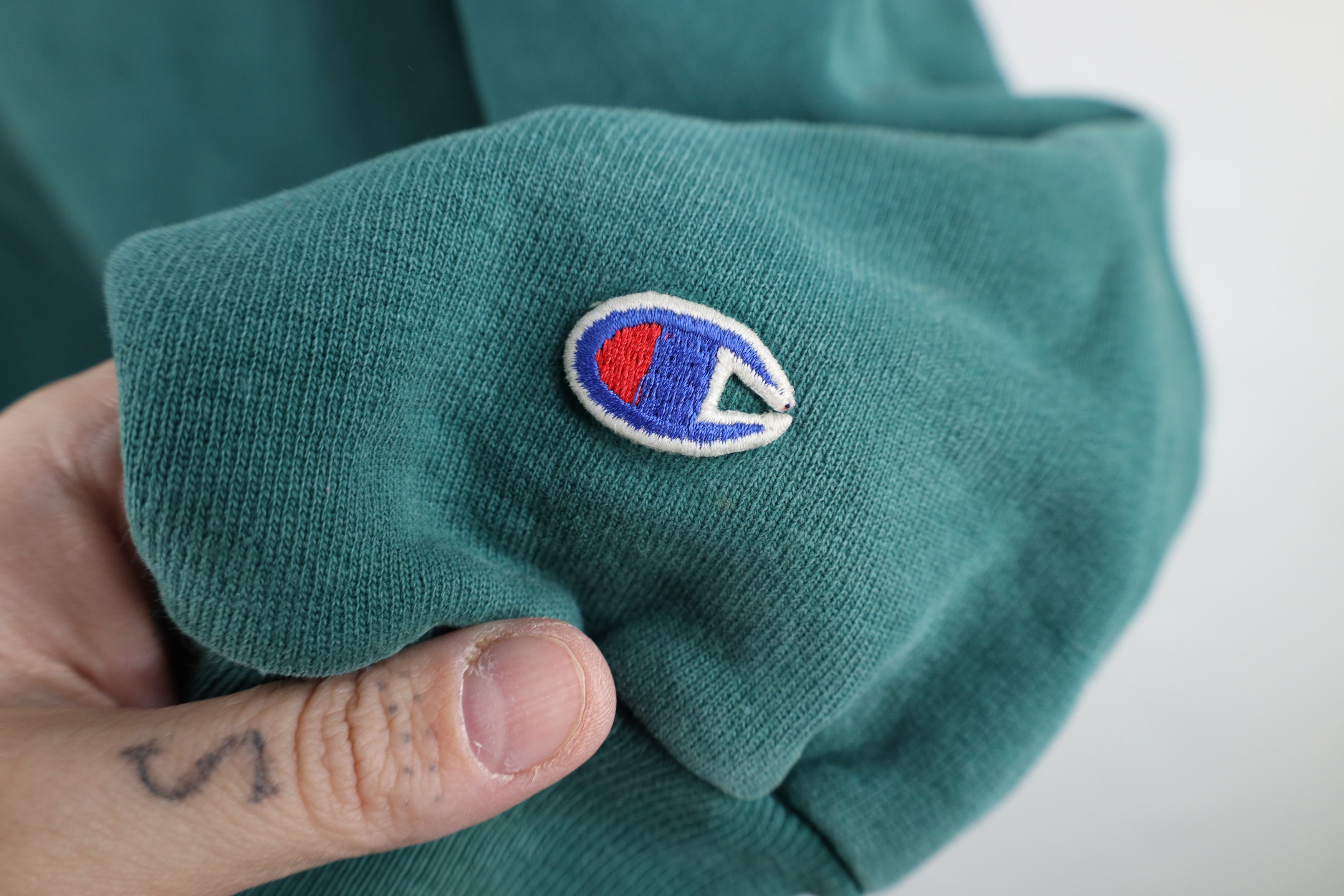 Champion Vintage 90s Champion Spell Sun Faded Crewneck Sweatshirt USA Size US XL / EU 56 / 4 - 5 Thumbnail