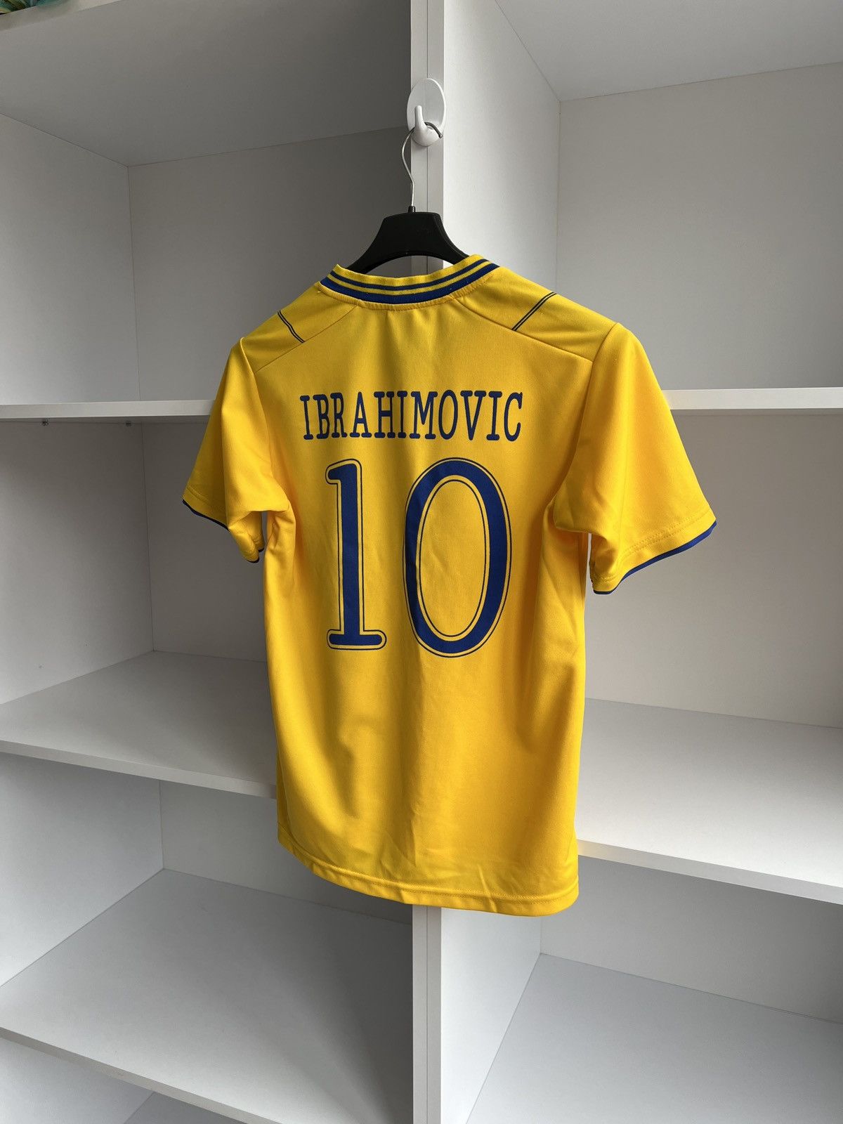 Vintage Vintage Sweden Ibrahimovic 10 Jersey Size US S / EU 44-46 / 1 - 10 Thumbnail