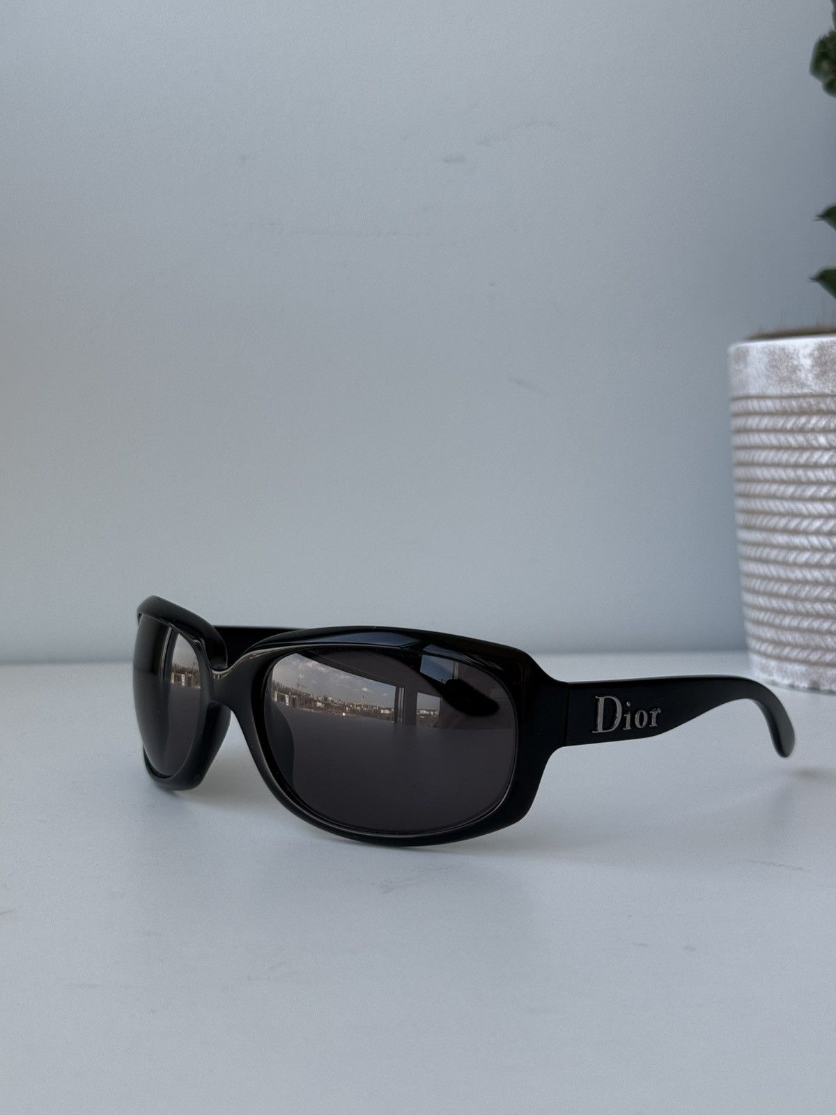 Dior Christian Dior Glossy 2 Black Oval Wrap Sunglasses 58-19 Size ONE SIZE - 3 Thumbnail
