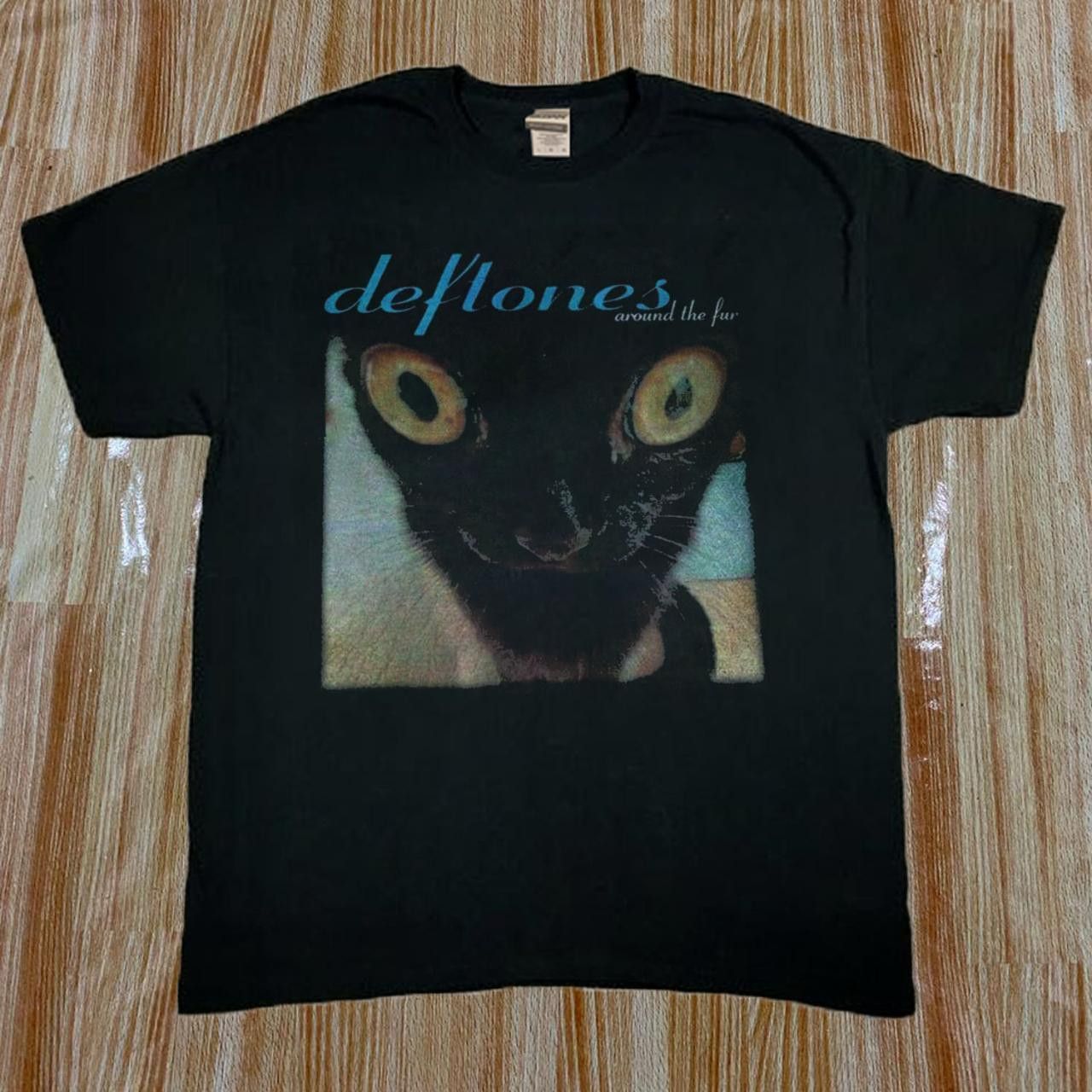 Deftones Black Cat T-Shirt – Men's Sizes, 100% Cotton, Front & Back Print, Black, Short Sleeve, Crew Neck