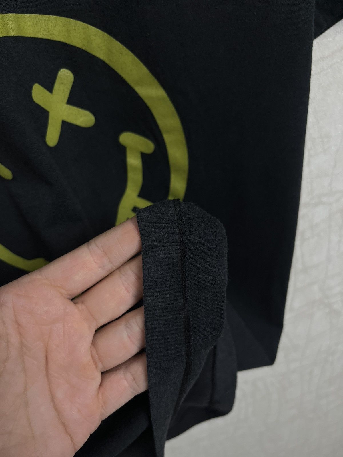 Band Tees Vintage Nirvana Smiley Single Stitch T-Shirt Size US L / EU 52-54 / 3 - 7 Thumbnail