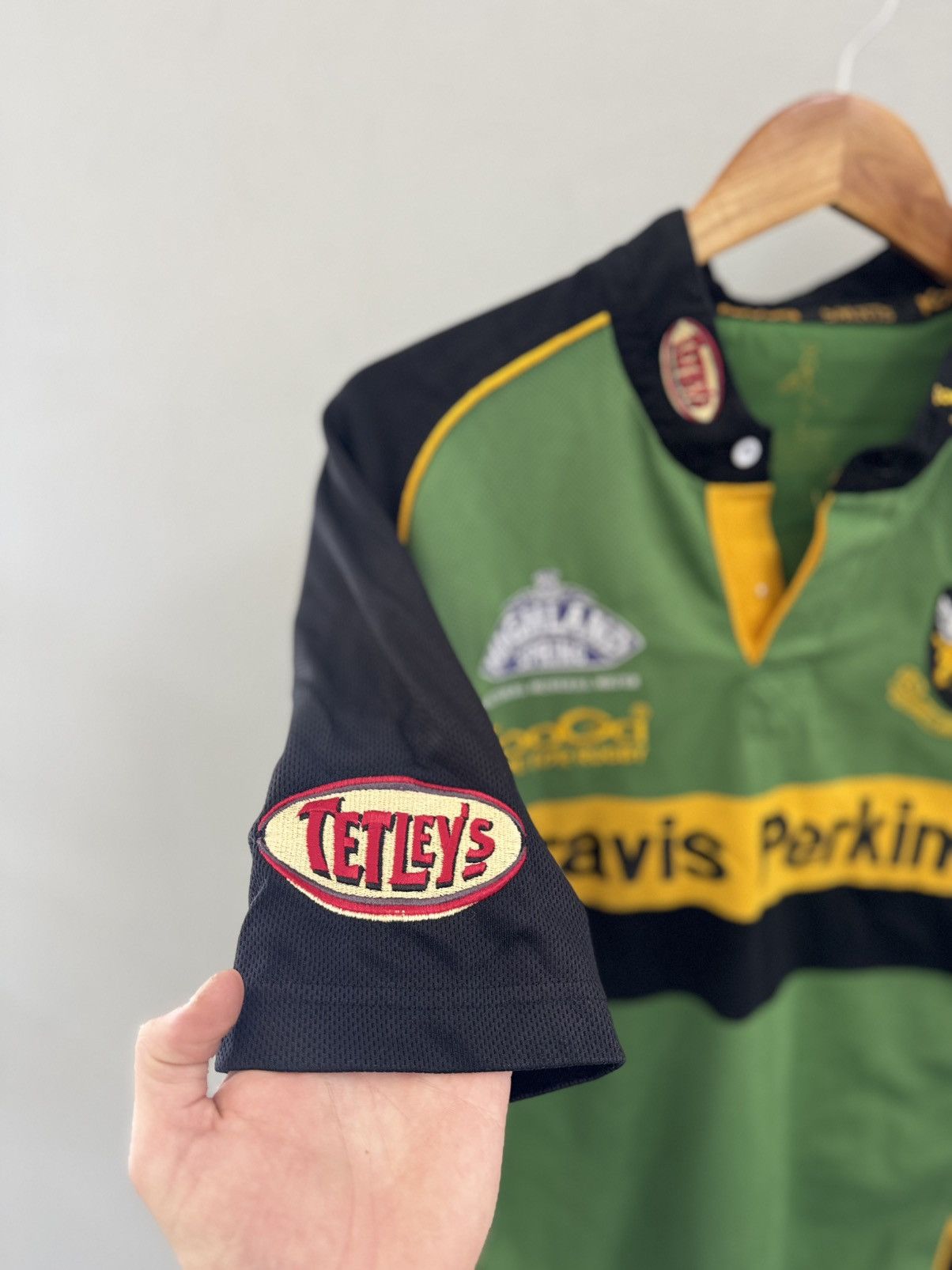 Vintage Northampton Saints Rugby Home Signed Shirt 2004/2005 - Kooga Size US L / EU 52-54 / 3 - 3 Thumbnail