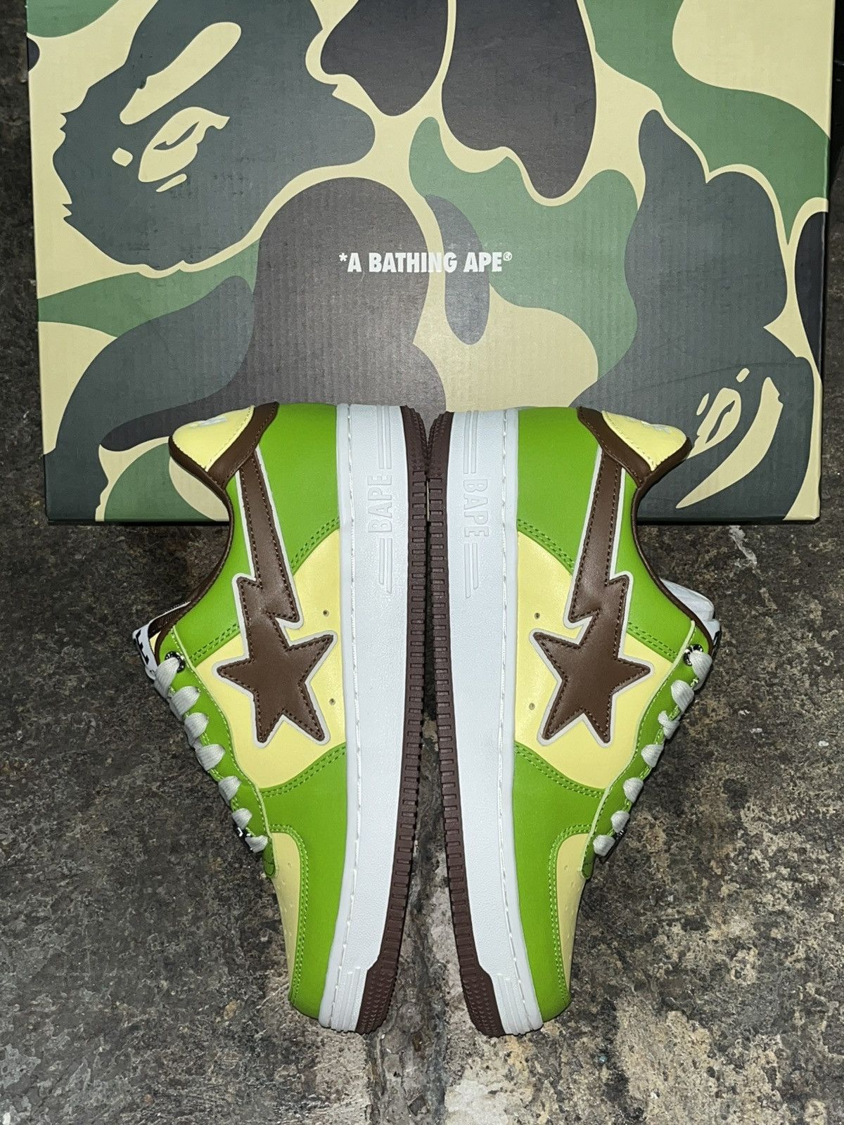 Bape Bape x SSense Bape Sta Green Yellow Sz. 7 Bapesta Size US 7 / EU 40 - 4 Thumbnail