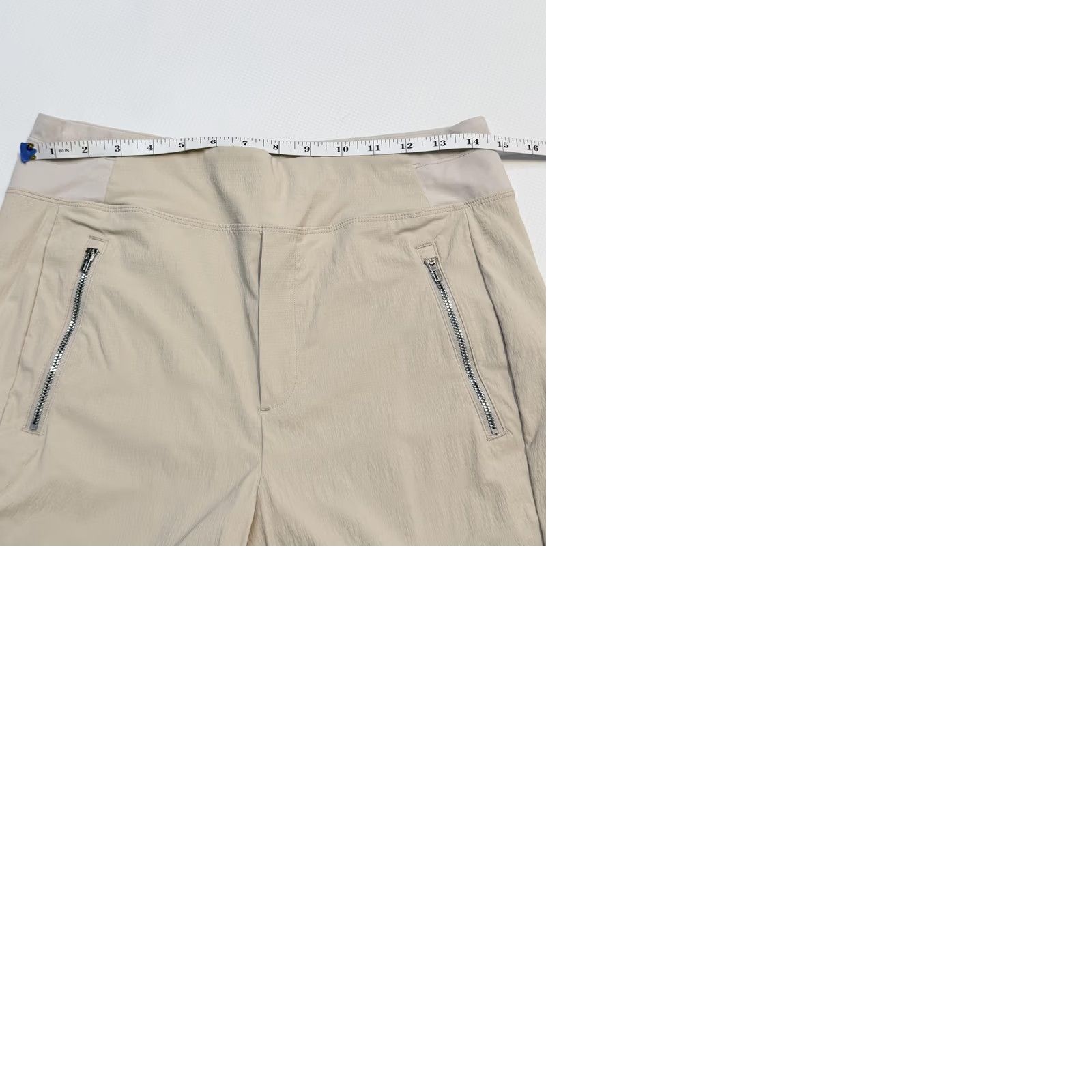 Athleta VINTAGE Athleta Pants Womens 8 Khaki Beige Venice Jogger Stretch Pockets Tapered Travel Size 30" / US 8 / IT 44 - 9 Thumbnail