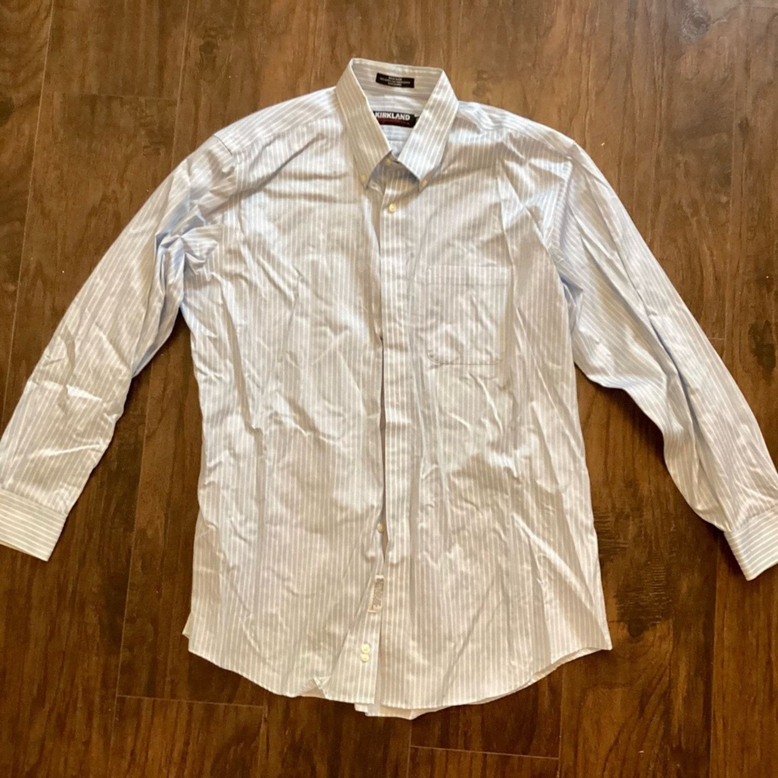 Kirkland Signature Kirkland Signature Button Down Size US L / EU 52-54 / 3 - 2 Thumbnail