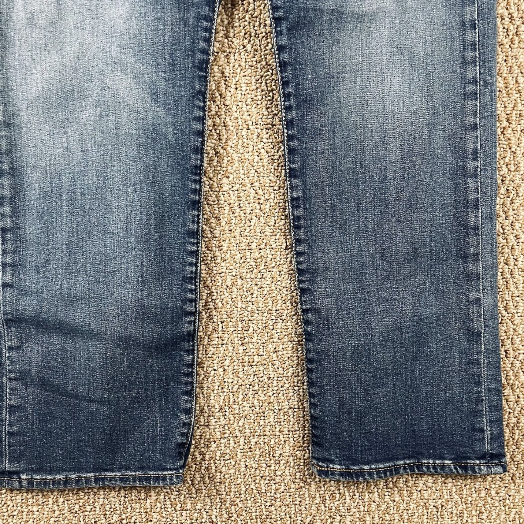 Levi's Levi's 501 Jeans Men's 36x30 Straight Button Fly Denim Blue Cotton Regular Cowboy USA 29in Inseam Mens Size US 36 / EU 52 - 3 Thumbnail