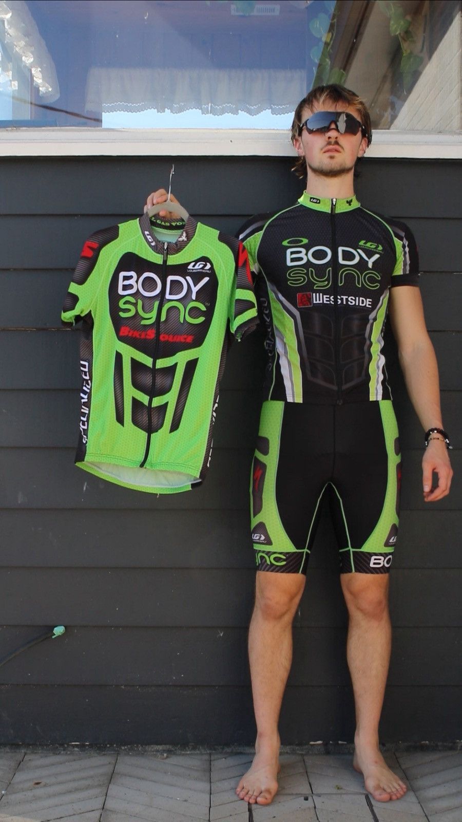 Other XL Louis Garneau Body Sync X Oakley cycling kit jersey+bib Size US XL / EU 56 / 4 - 1 Thumbnail