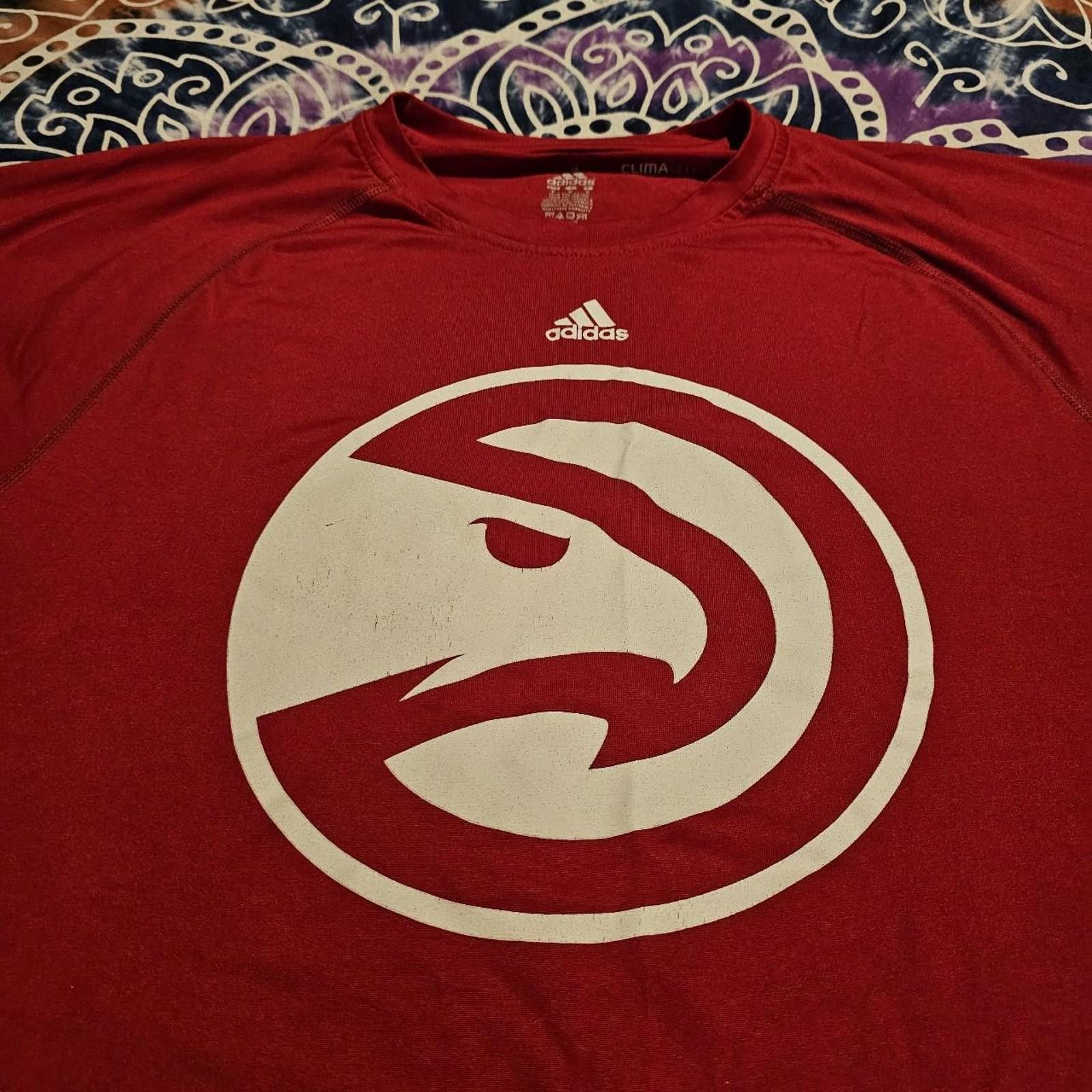 Adidas Adidas Men's White and Red Atlanta Hawks Basketball T-shirt Size US M / EU 48-50 / 2 - 2 Thumbnail