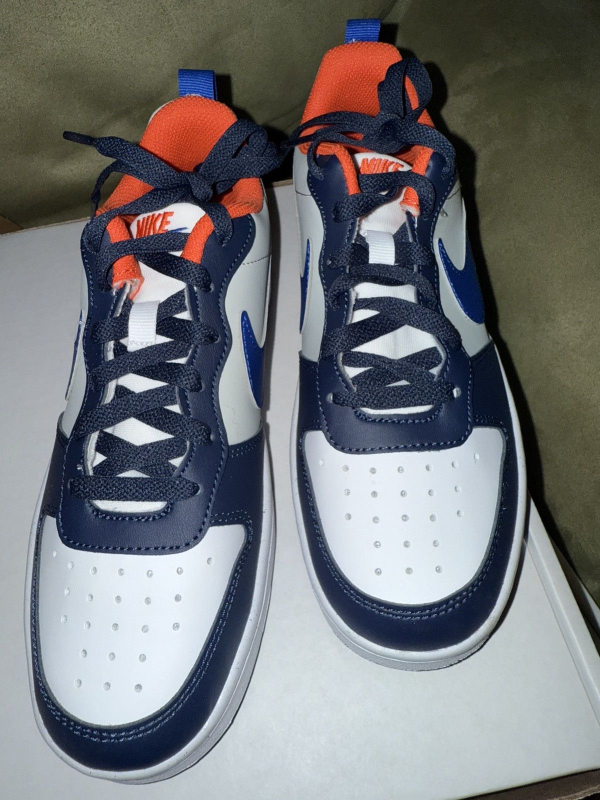 Nike Nike Court Borough Low! NEW! GS 5y Midnight Navy/Team Orange Size US 5 / EU 37 - 8 Thumbnail