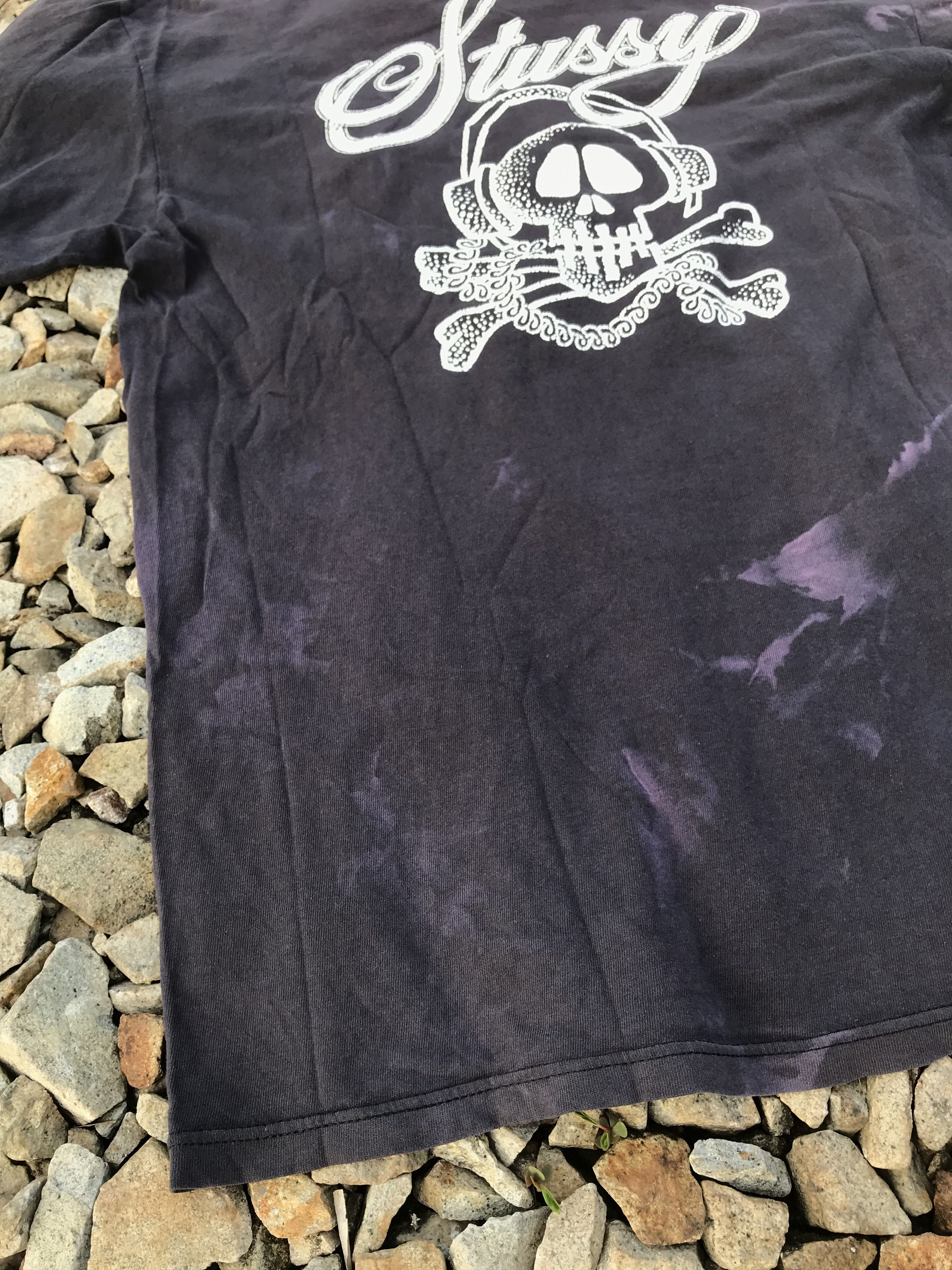 Stussy Trashed Faded Stussy Skull Distressed Tee Shirt Size US L / EU 52-54 / 3 - 14 Thumbnail