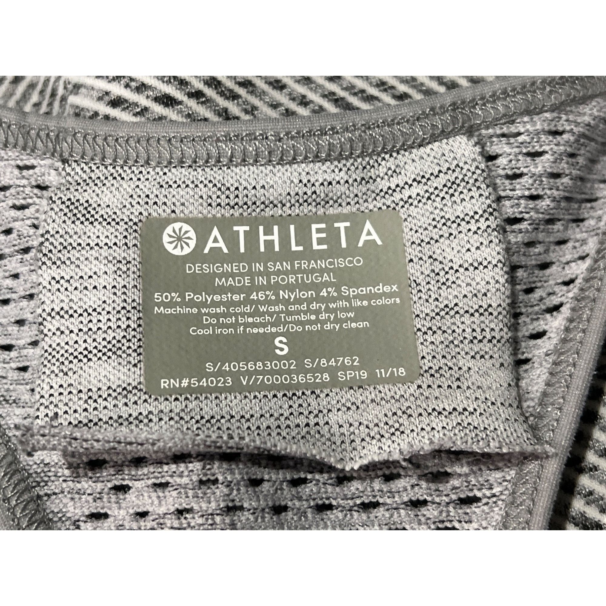 Athleta Athleta Women's Gray Racerback Athletic Tank Top S Size S / US 4 / IT 40 - 6 Thumbnail
