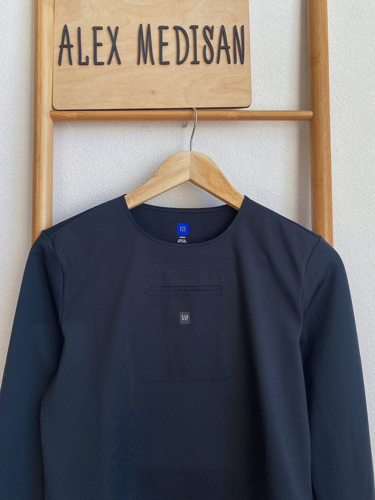Balenciaga × Gap × Yeezy Yeezy Gap Engineered By Balenciaga Long Sleeve Second Skin Size L / US 10 / IT 46 - 3 Thumbnail
