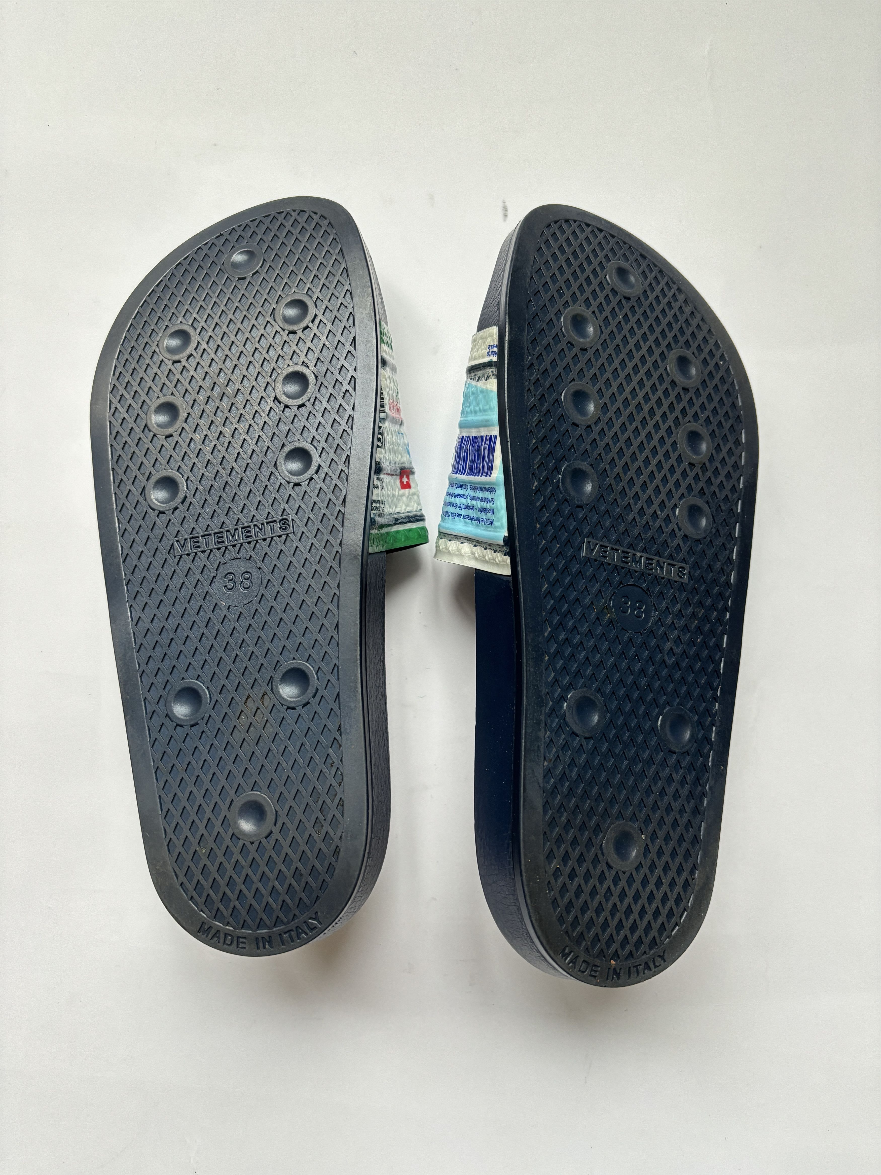 Vetements ⚡️QUICK SALE⚡️2018 Vetements by Demna Water Bottle Slides Size US 8 / IT 38 - 8 Thumbnail