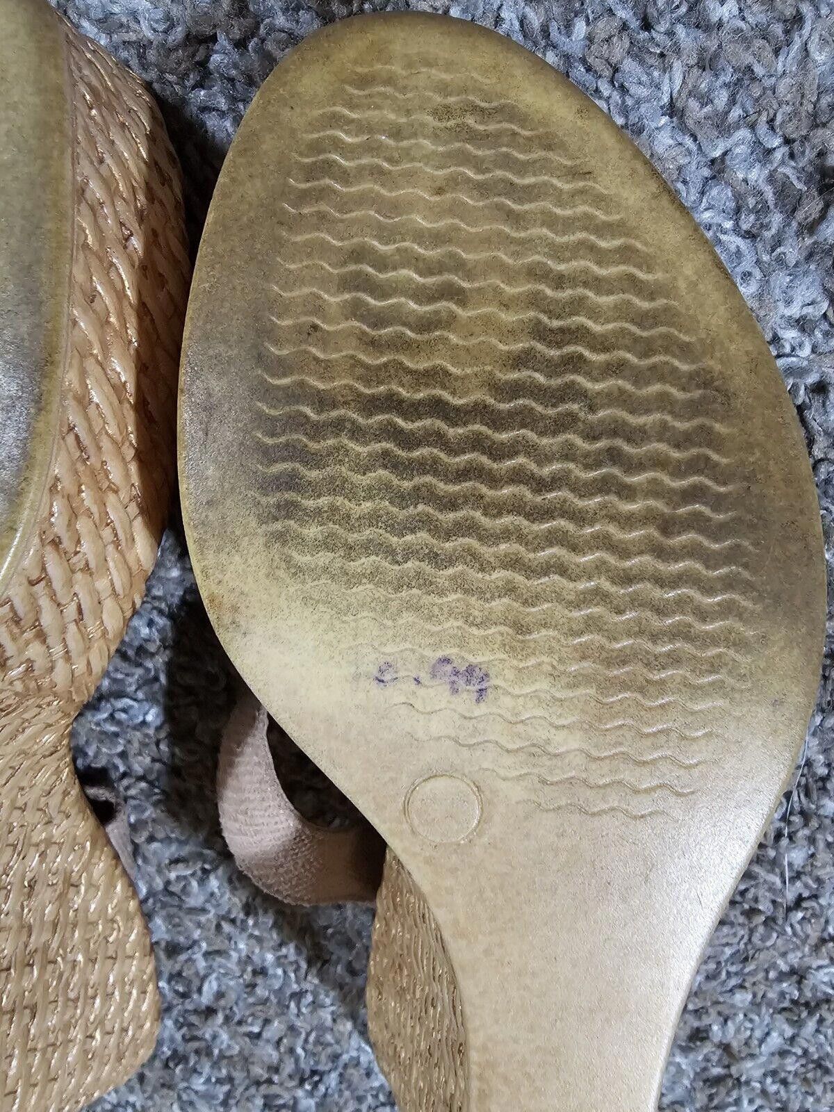 Designer italian shoemakers wicker Type wedge sandal Size 6 Size US 6 / IT 36 - 8 Thumbnail