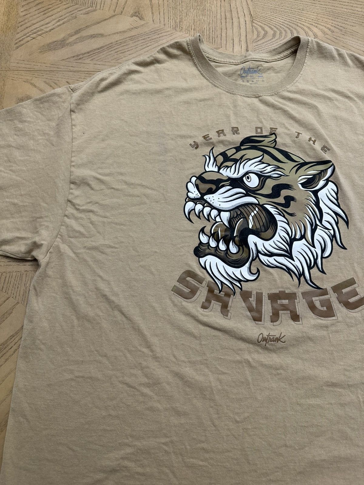 Other graphic t-shirt features a bold tiger head Size US XXL / EU 58 / 5 - 5 Thumbnail