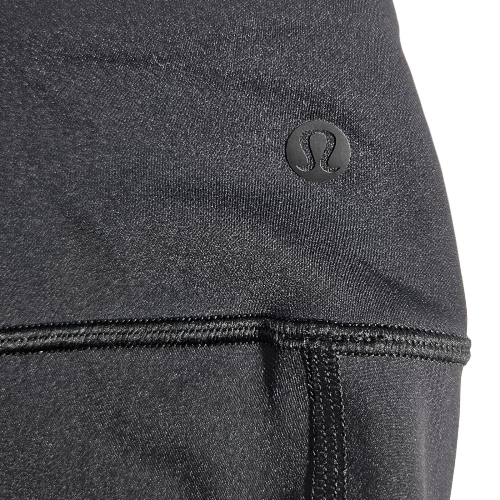 Lululemon EUC Lululemon Mesh Side Panel Leggings Sz. 2 [22x26] Black Size 26" / US 2 / IT 38 - 4 Thumbnail