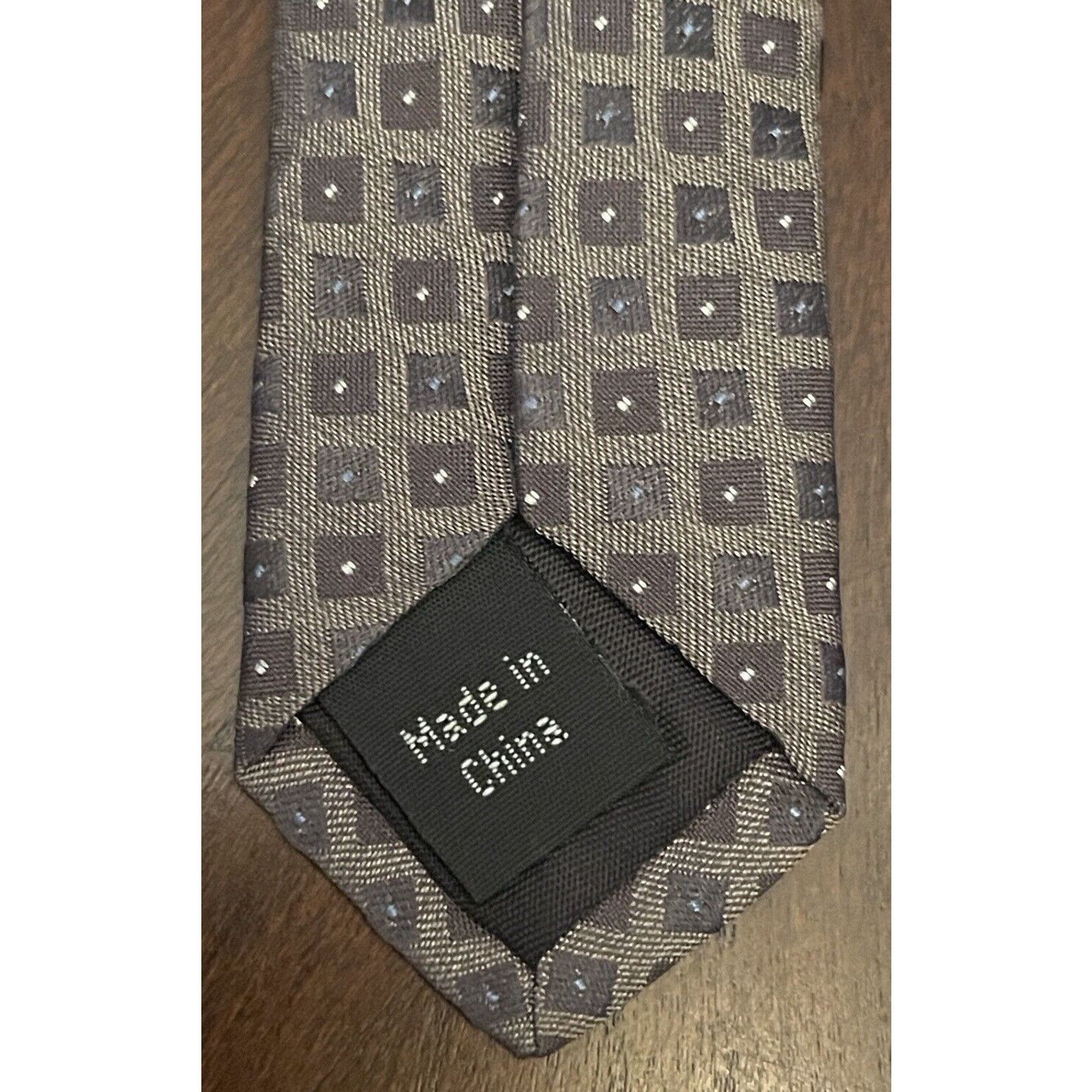 Calvin Klein Calvin Klein 100% Silk Men’s Neck Tie Made In China Size ONE SIZE - 7 Thumbnail
