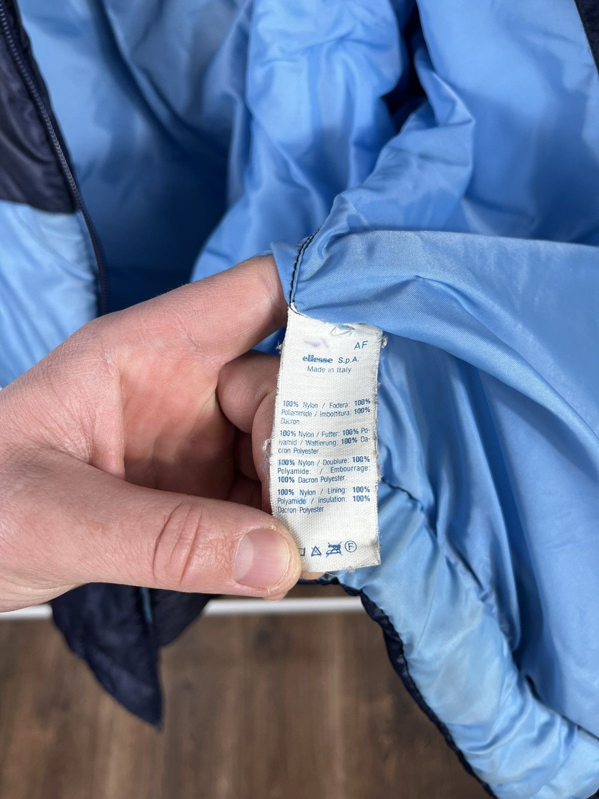 Ellesse Ellesse Vintage Puffer Jacket Blue Zip Up M Made in Italy Size US L / EU 52-54 / 3 - 12 Thumbnail