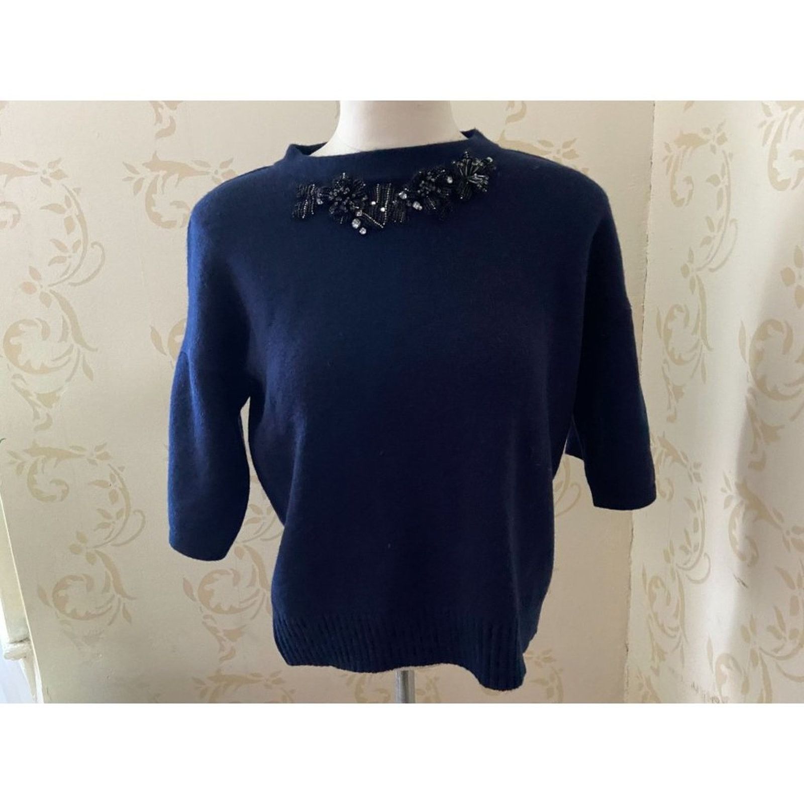 Tara Jarmon Tara Jarmon Wool Blend Beaded Sweater Ladies Medium Size S / US 4 / IT 40 - 1 Thumbnail