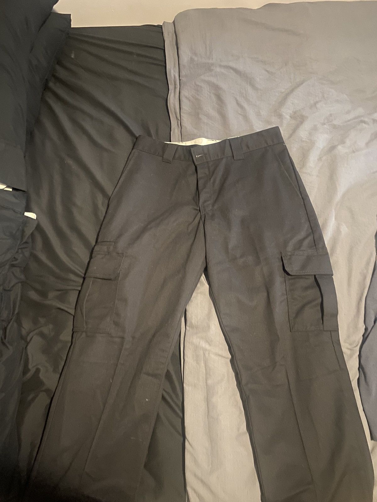 Dickies Black dickies cargo pants Size US 34 / EU 50 - 1 Thumbnail