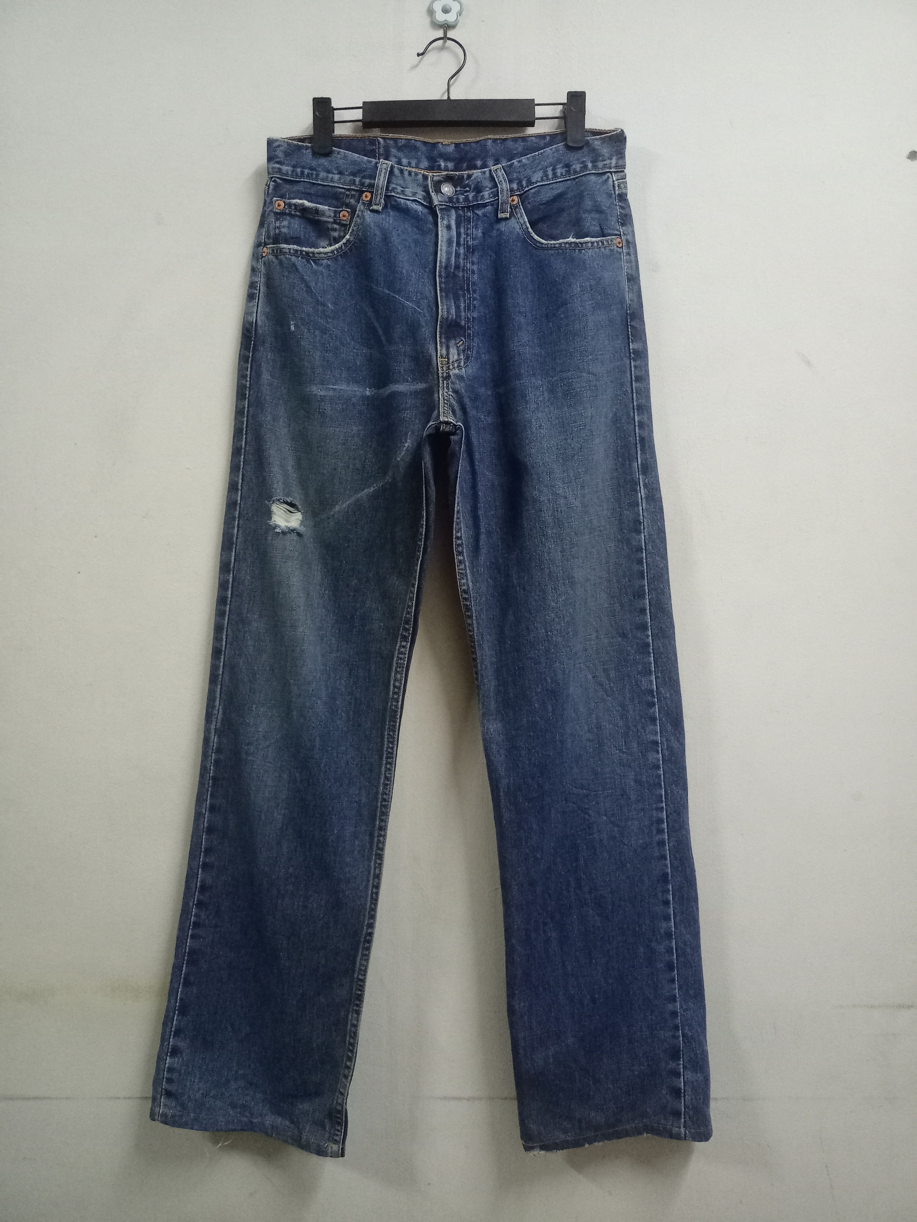 Vintage 90s Levis 512 Blue Wash Distressed Baggy Jeans