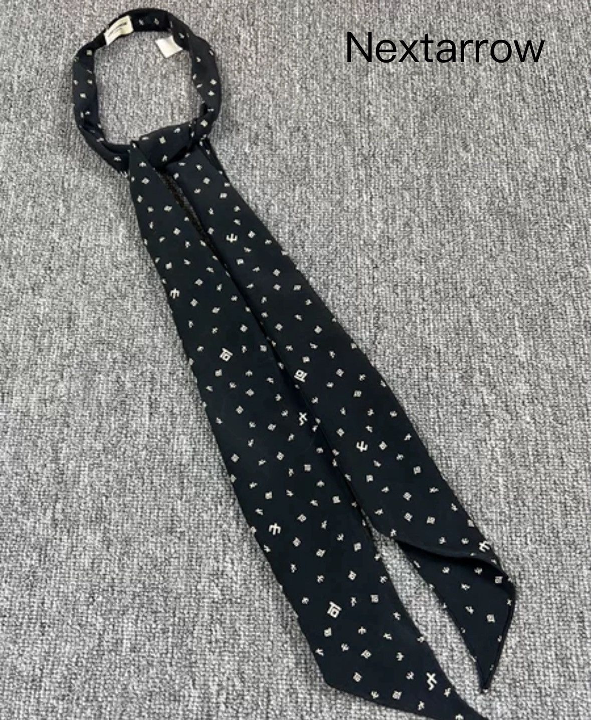 Saint Laurent Paris × Yves Saint Laurent Saint Laurent slp15ss Sanskrit silk scarf2412-Nextarrow Size ONE SIZE - 2 Thumbnail