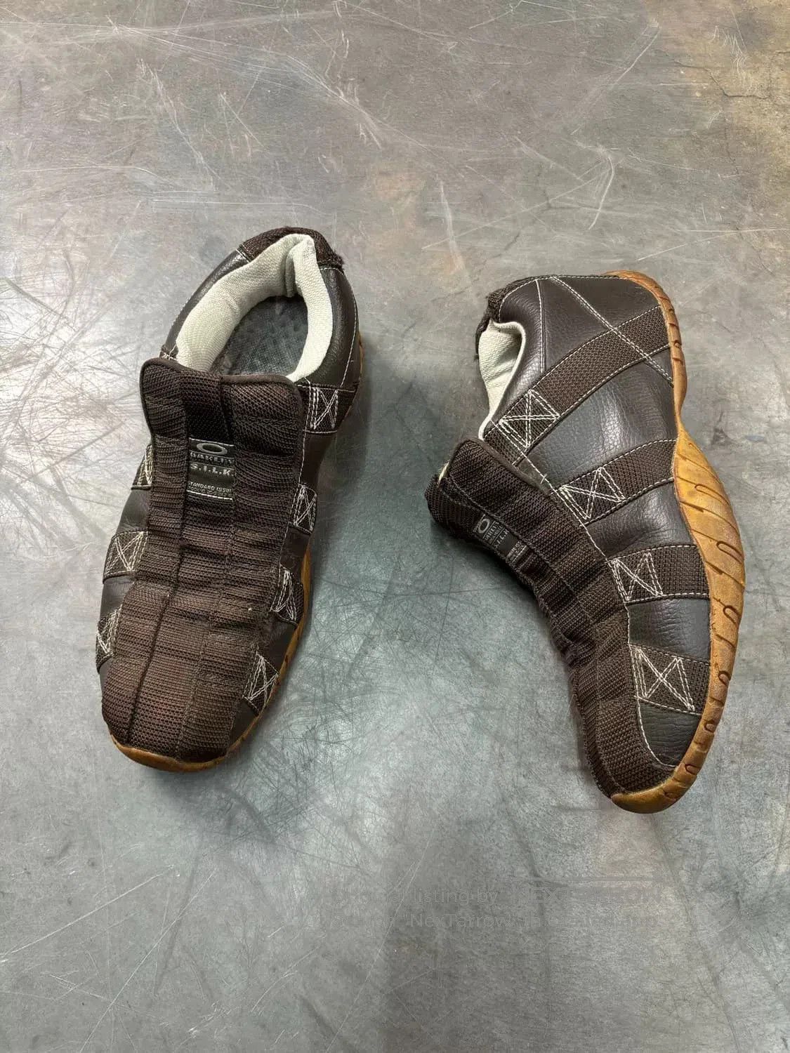 Oakley Oakley Vintage Fashion Sneakers. Size US 10 / EU 43 - 2 Thumbnail