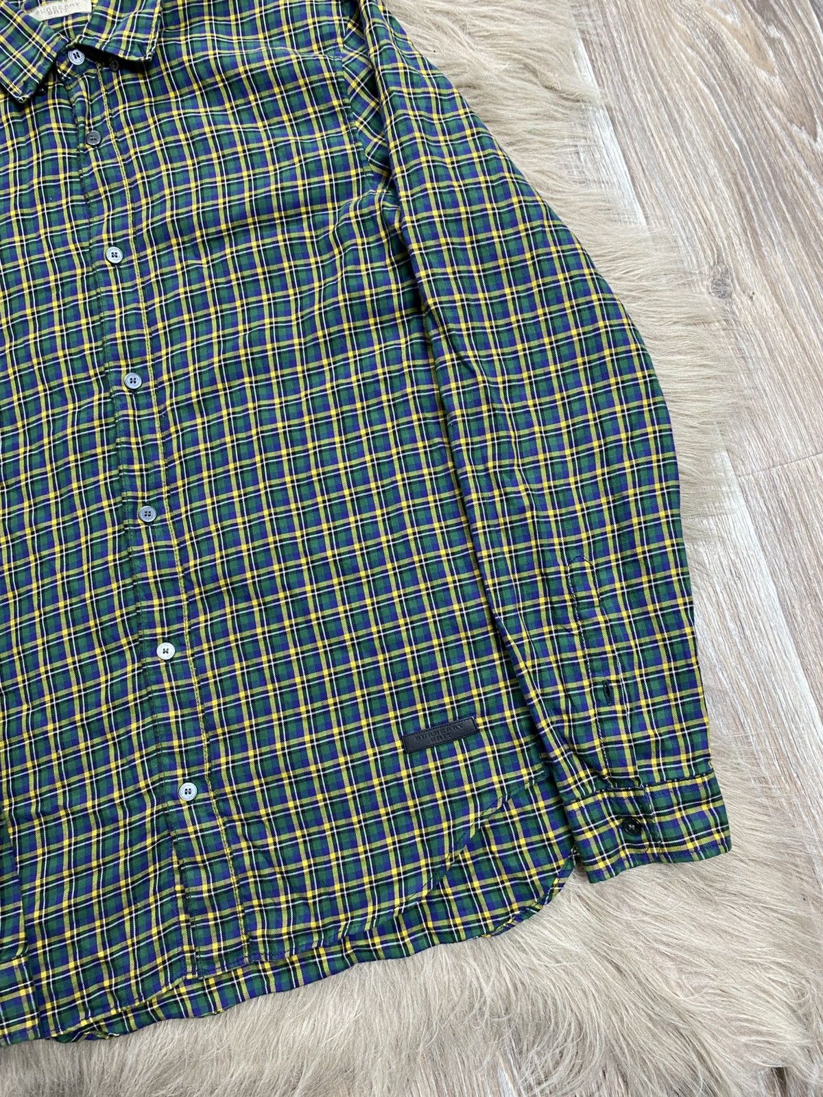 Burberry Burberry brit shirt button ups Size US M / EU 48-50 / 2 - 2 Thumbnail