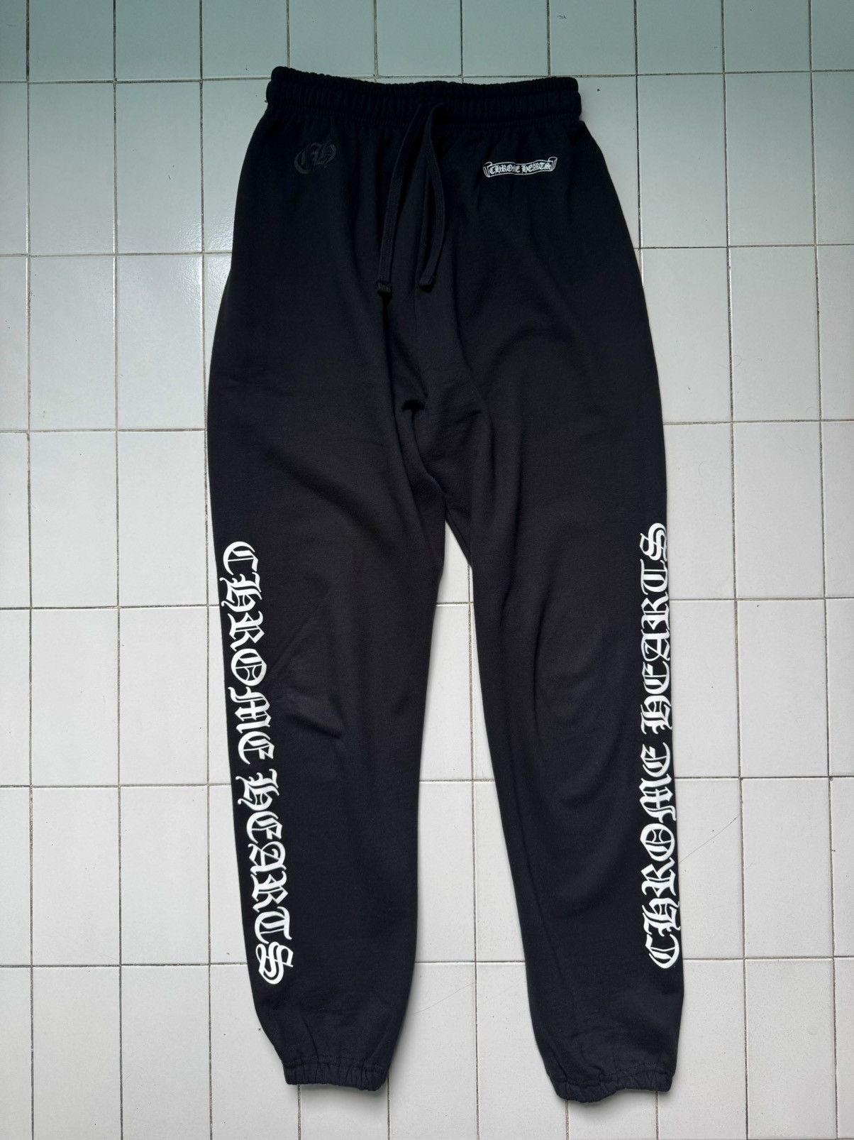 Chrome Hearts RARE Chrome Hearts Logo Sweatpants 2021 Size US 32 / EU 48 - 1 Thumbnail