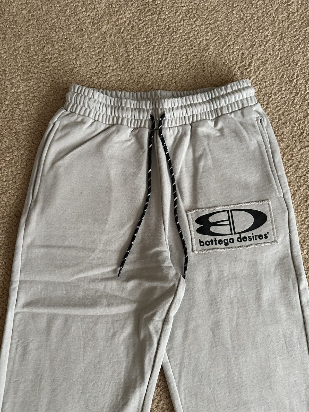 Bottega Desires Bottega Desires Grey Tech Sweatpants Size Medium Size US 32 / EU 48 - 2 Thumbnail