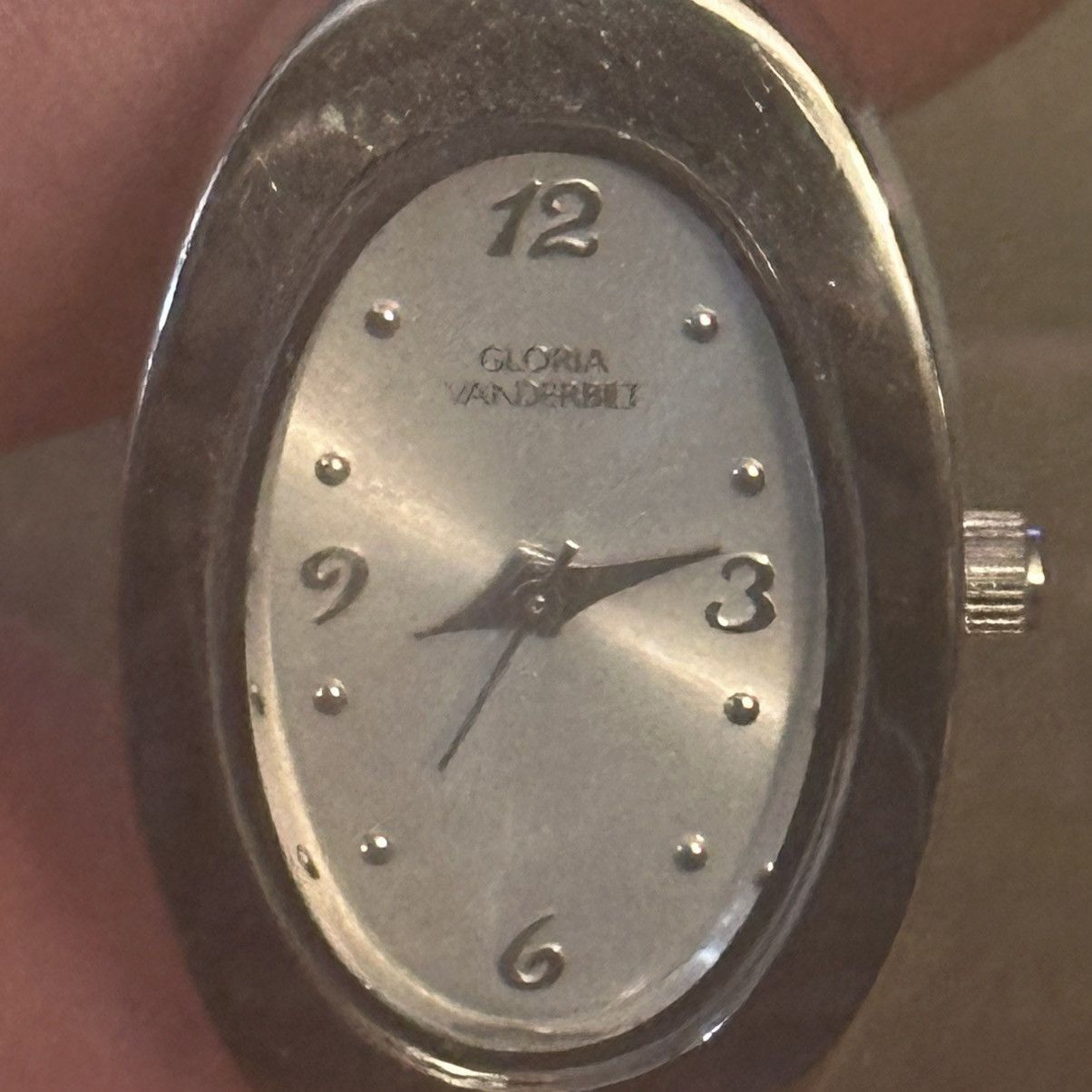 Gloria Vanderbilt Vintage Gloria Vanderbilt silver tone rhinestone band watch Size ONE SIZE - 4 Thumbnail