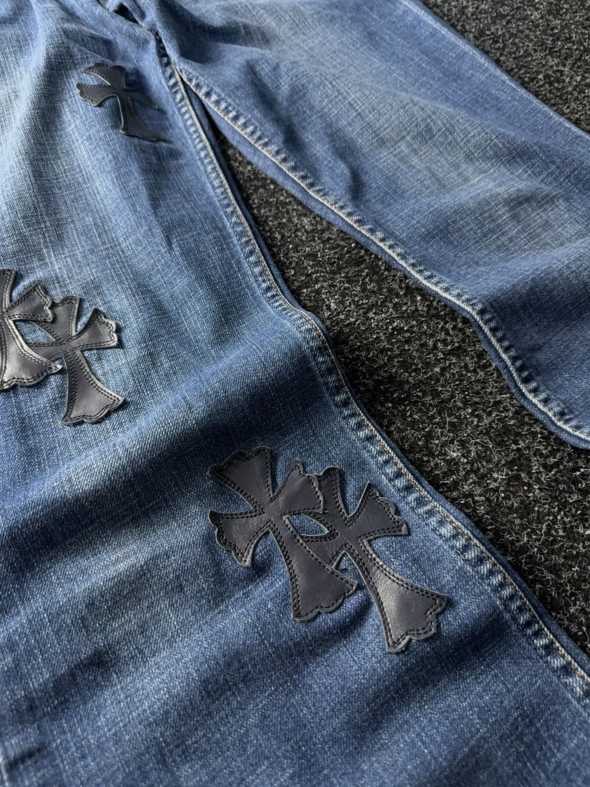 Designer × Japanese Brand × Levi's 🔥Levi’s Flared Chrome Hearts Style Cross Denim jeans Size 30" / US 8 / IT 44 - 4 Thumbnail