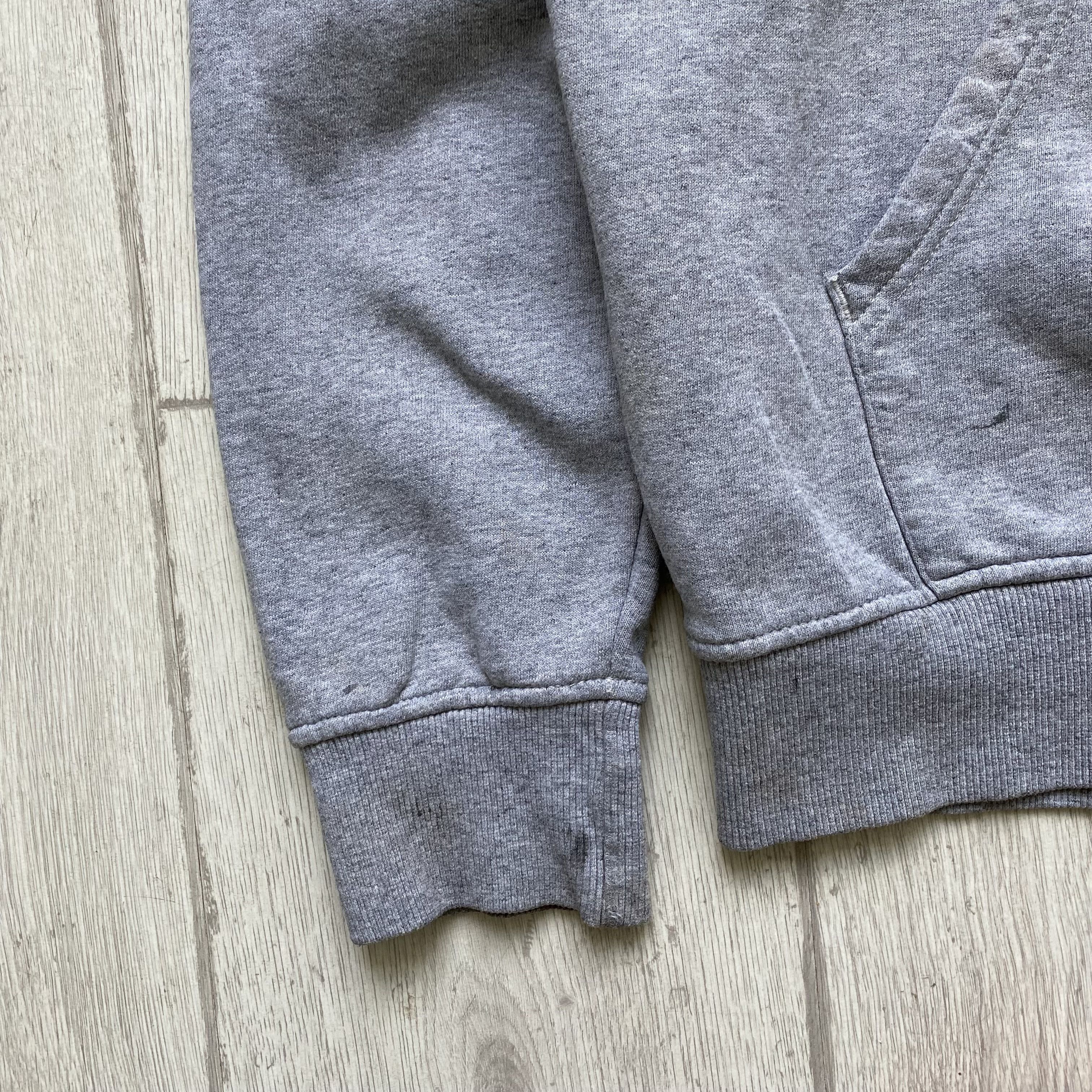 The North Face 🏂 Vintage The North Face hoodie Y2K Big center logo Size US L / EU 52-54 / 3 - 4 Thumbnail