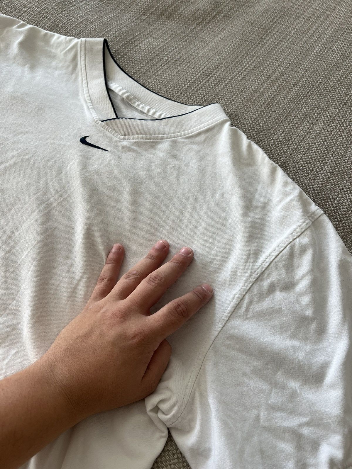 Nike × Vintage Vintage 💥 Nike T-Shirt Center Logo Tee Size US XL / EU 56 / 4 - 7 Thumbnail