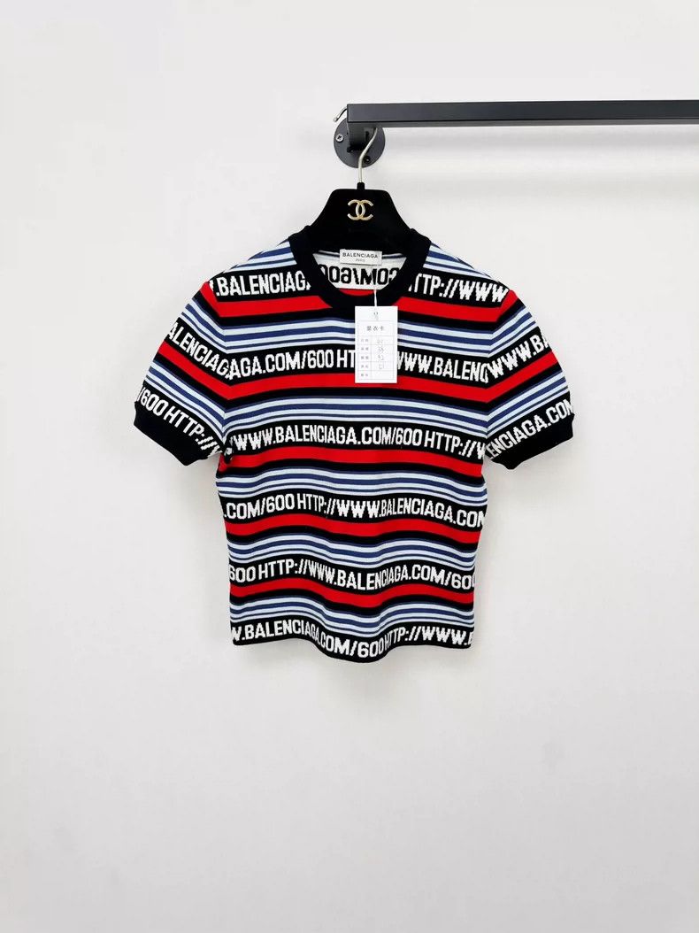 Balenciaga size 40 Knitted short sleeve