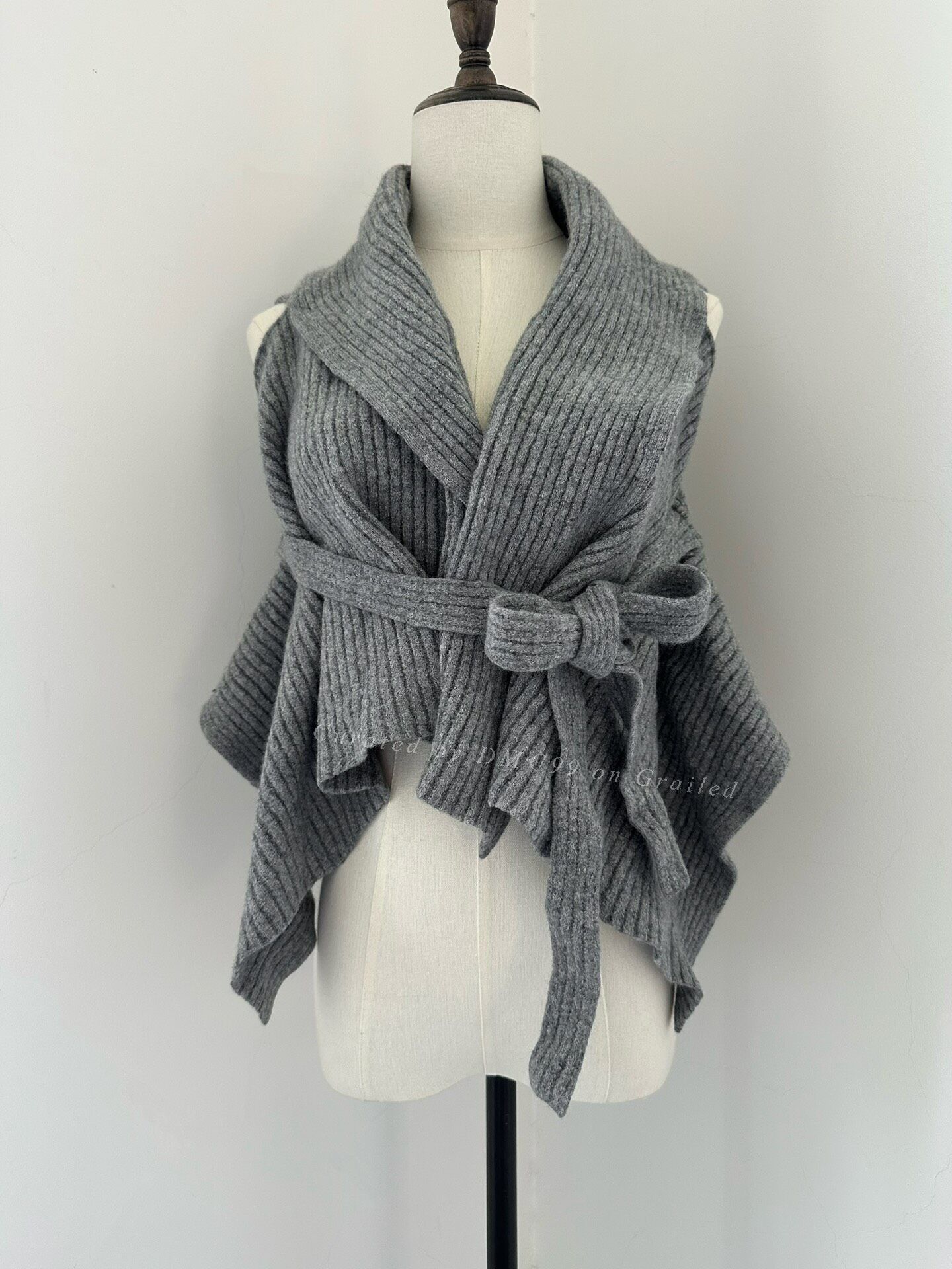 Issey Miyake Issey Miyake 2004 Mainline Knit Vest Size M / US 6-8 / IT 42-44 - 1 Thumbnail