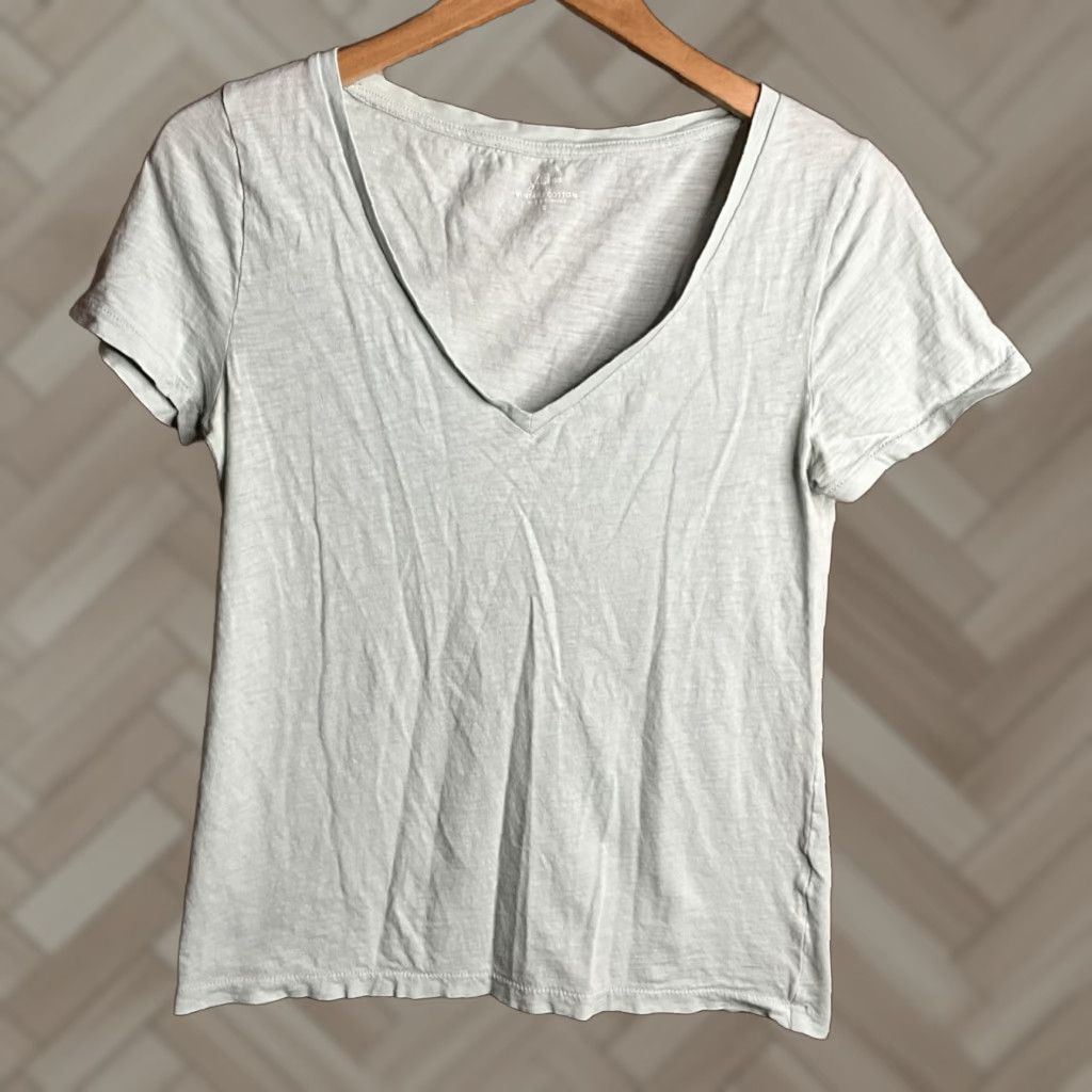 J.Crew VINTAGE J.Crew Shirt Womens V-Neck Blue Mint Small 100% Cotton Casual Size S / US 4 / IT 40 - 1 Thumbnail