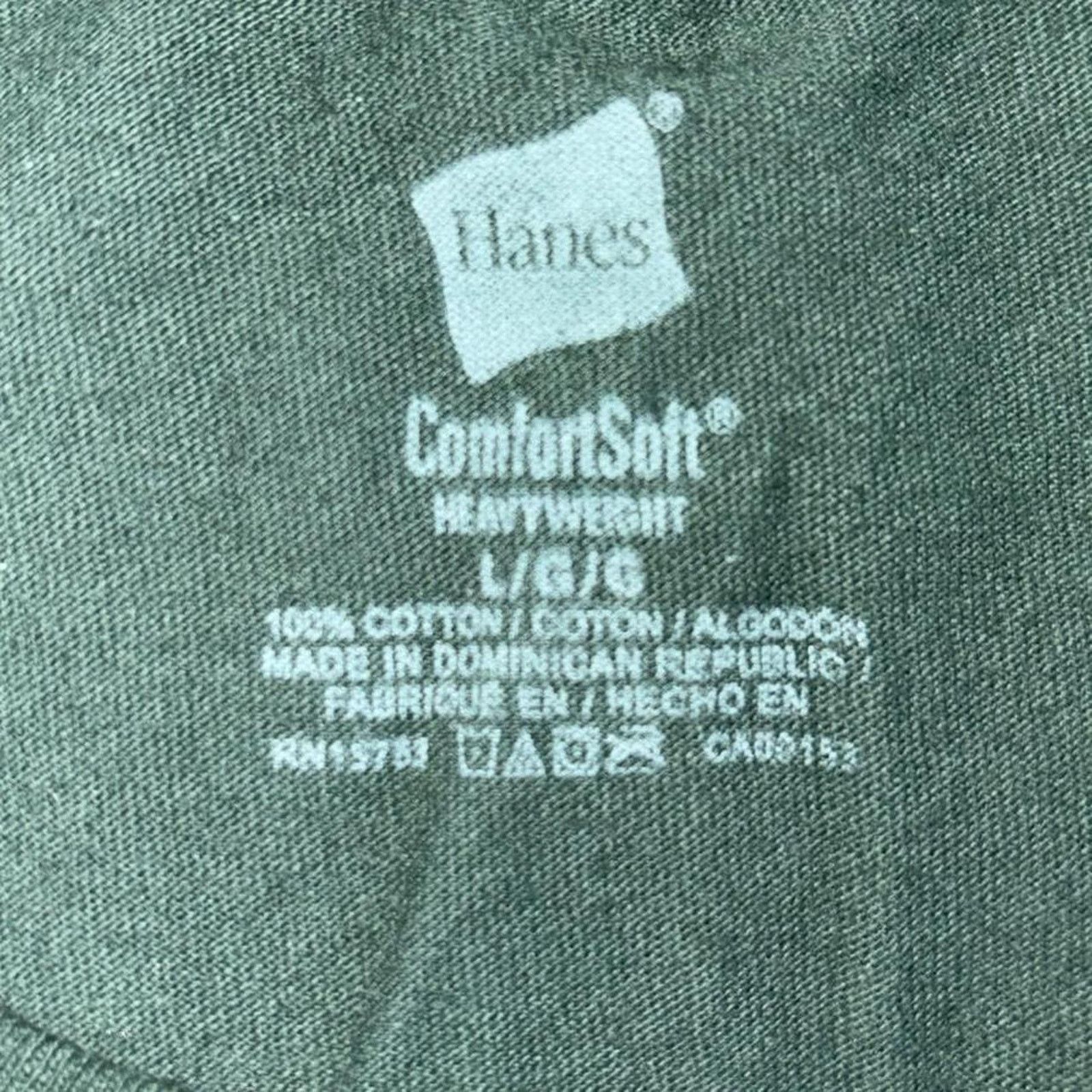 Hanes Dark green graphic tee featuring Size US L / EU 52-54 / 3 - 3 Thumbnail