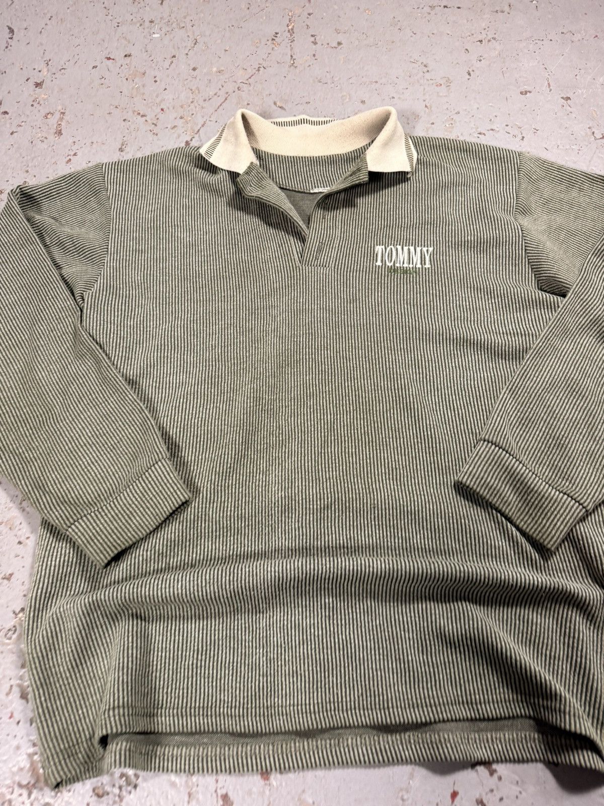 Tommy Hilfiger Vintage Tommy Hilfiger Corduroy Style Long sleeve Sweatshirt Size US XL / EU 56 / 4 - 4 Thumbnail