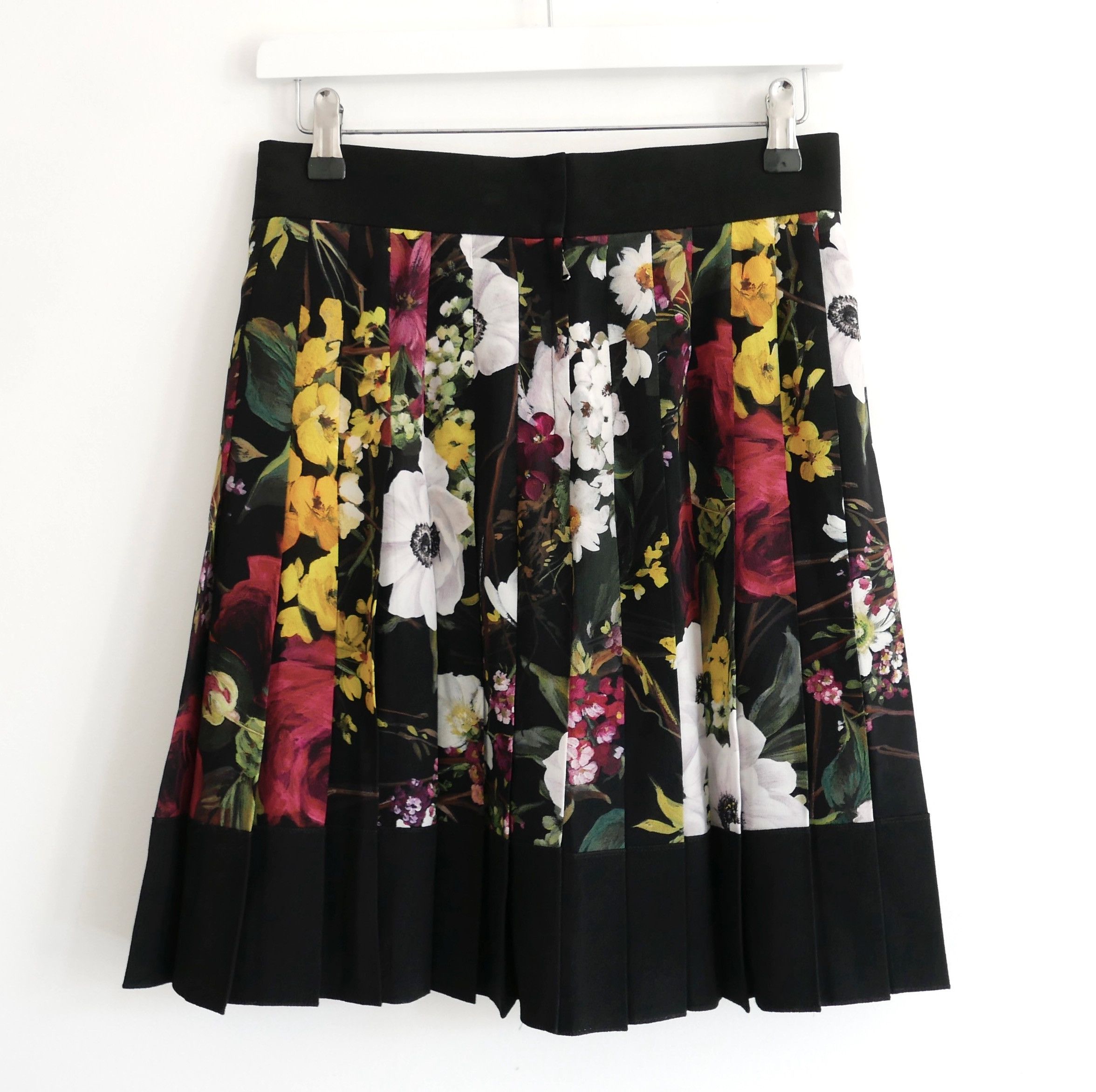 Dolce & Gabbana Dolce & Gabbana pleated floral print short skirt Size 27" / US 4 / IT 40 - 3 Thumbnail