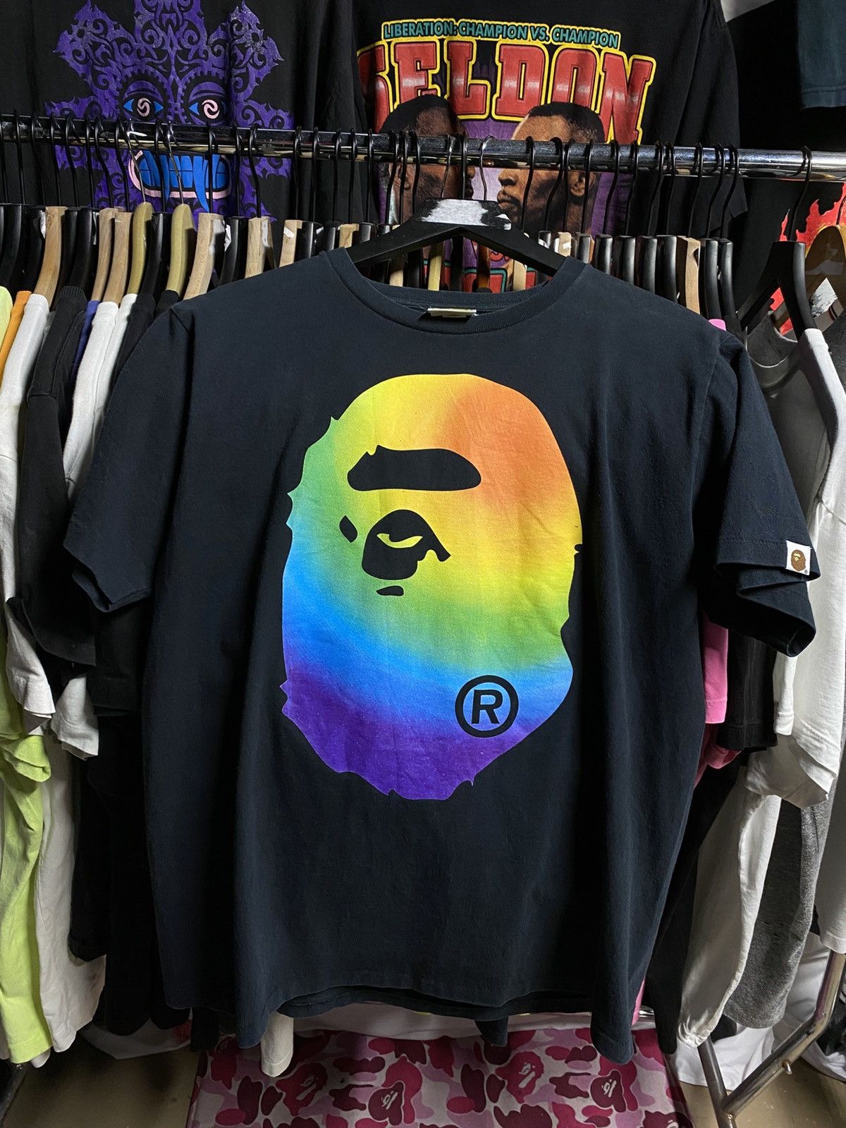 Bape Rainbow Big Ape Head Tee Size US M / EU 48-50 / 2 - 1 Thumbnail