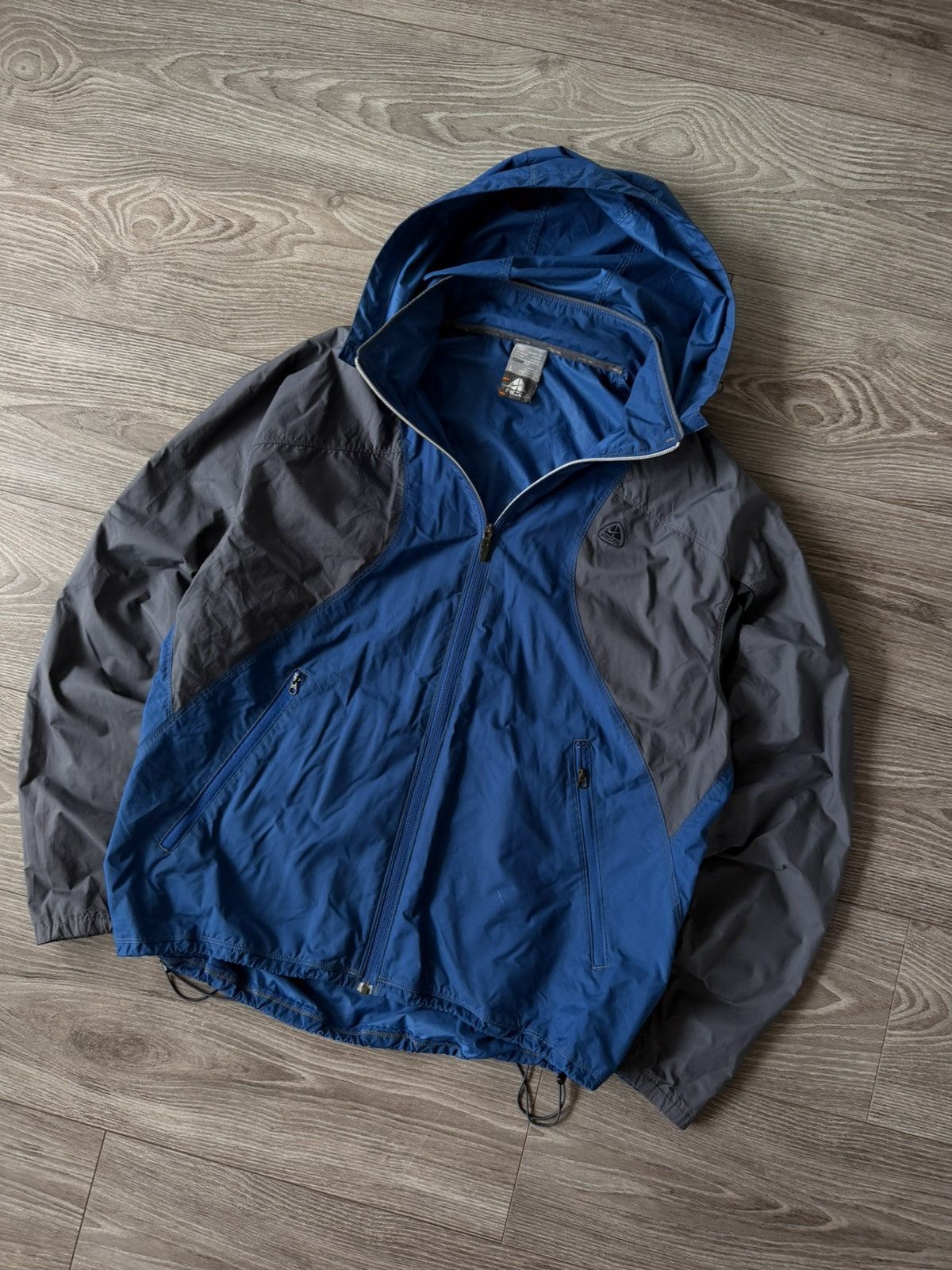 Nike ACG Nike ACG Vintage Windbreaker Lite Blue Men’s Jacket Size US L / EU 52-54 / 3 - 10 Thumbnail